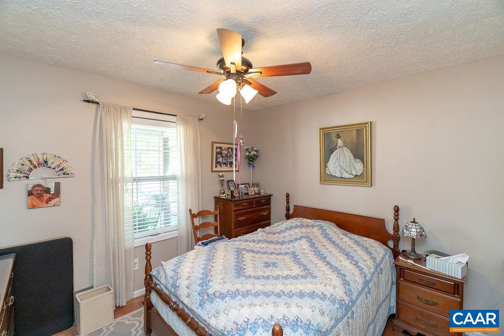2851 Martin Kings Rd, Scottsville, VA 24590 — photo 8