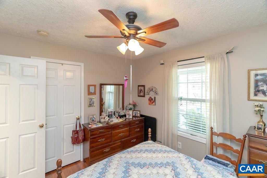 2851 Martin Kings Rd, Scottsville, VA 24590 — photo 9