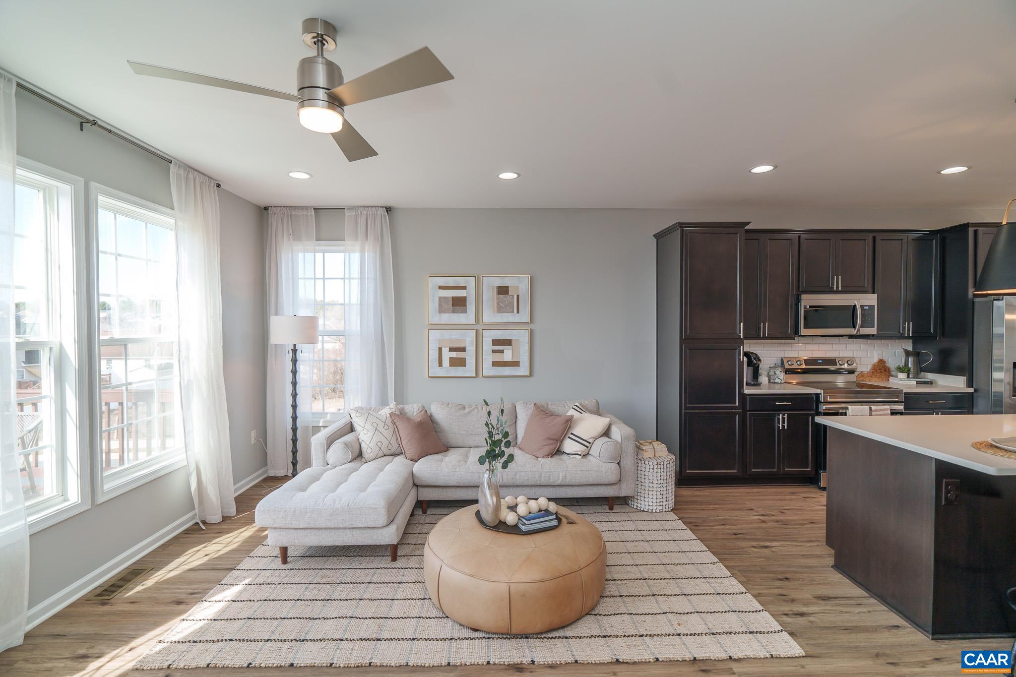 237 Cheshire Ln, Waynesboro, VA 22980 — photo 4
