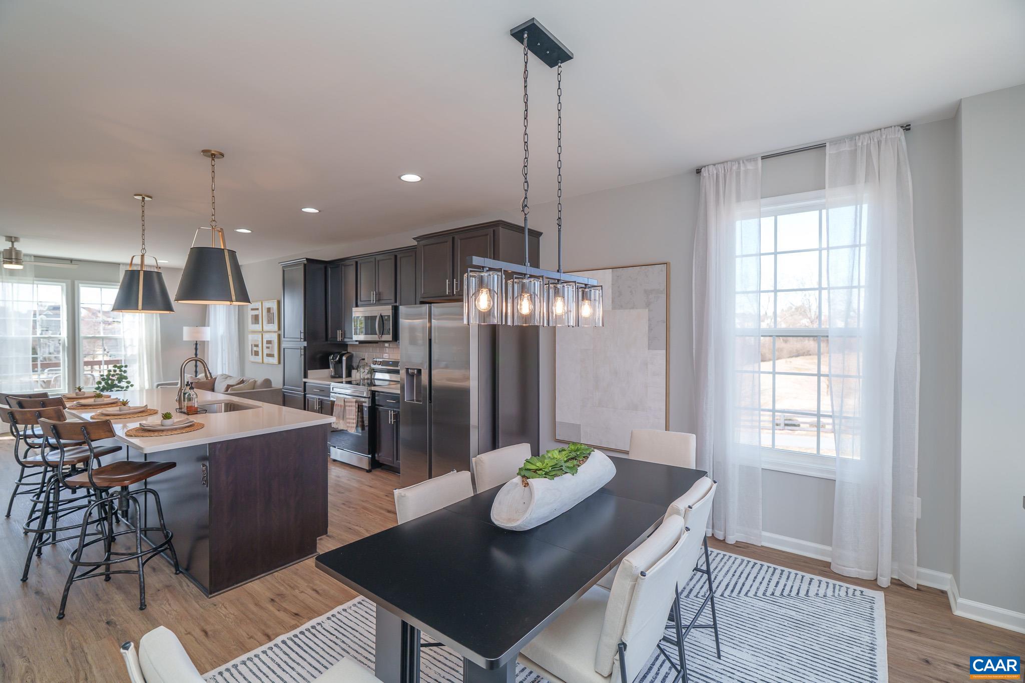 237 Cheshire Ln, Waynesboro, VA 22980 — photo 6