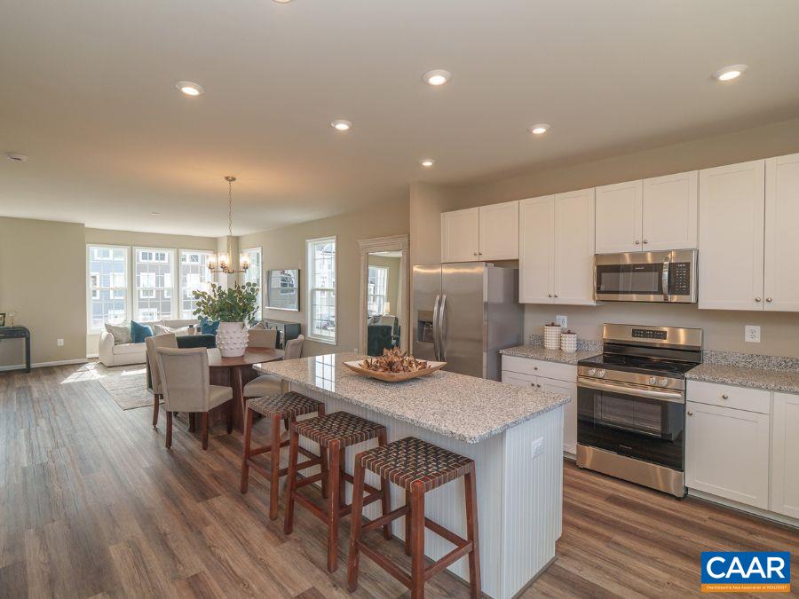 249 Cheshire Ln, Waynesboro, VA 22980 — photo 5