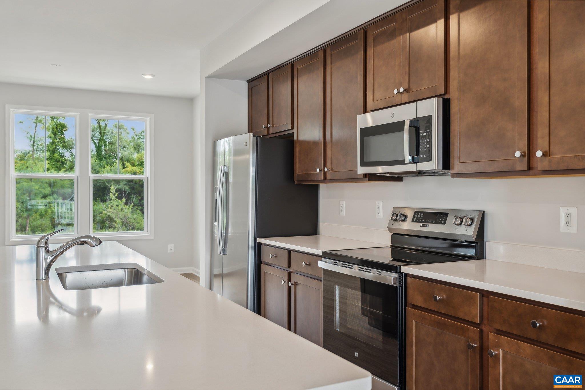 3010 Rambling Brook Ln, Crozet, VA 22932 — photo 6