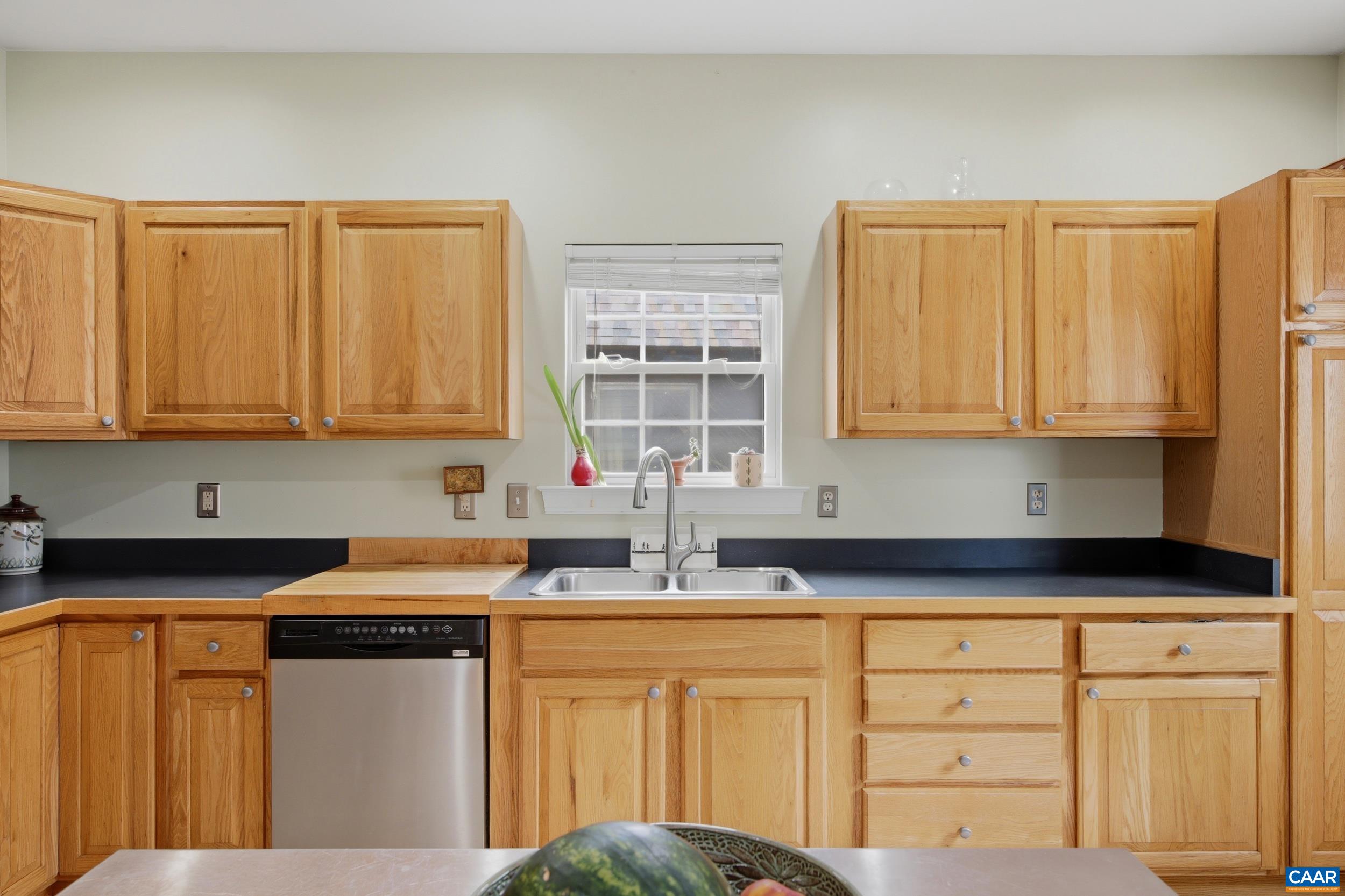 1112 Avon St, Charlottesville, VA 22902 — photo 8