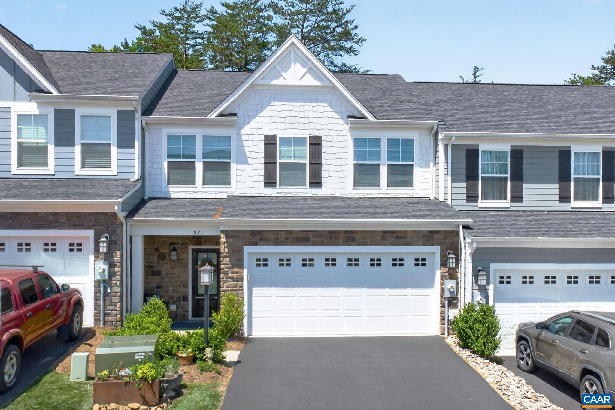 521 Crimson St, Crozet, VA 22932 — photo 2