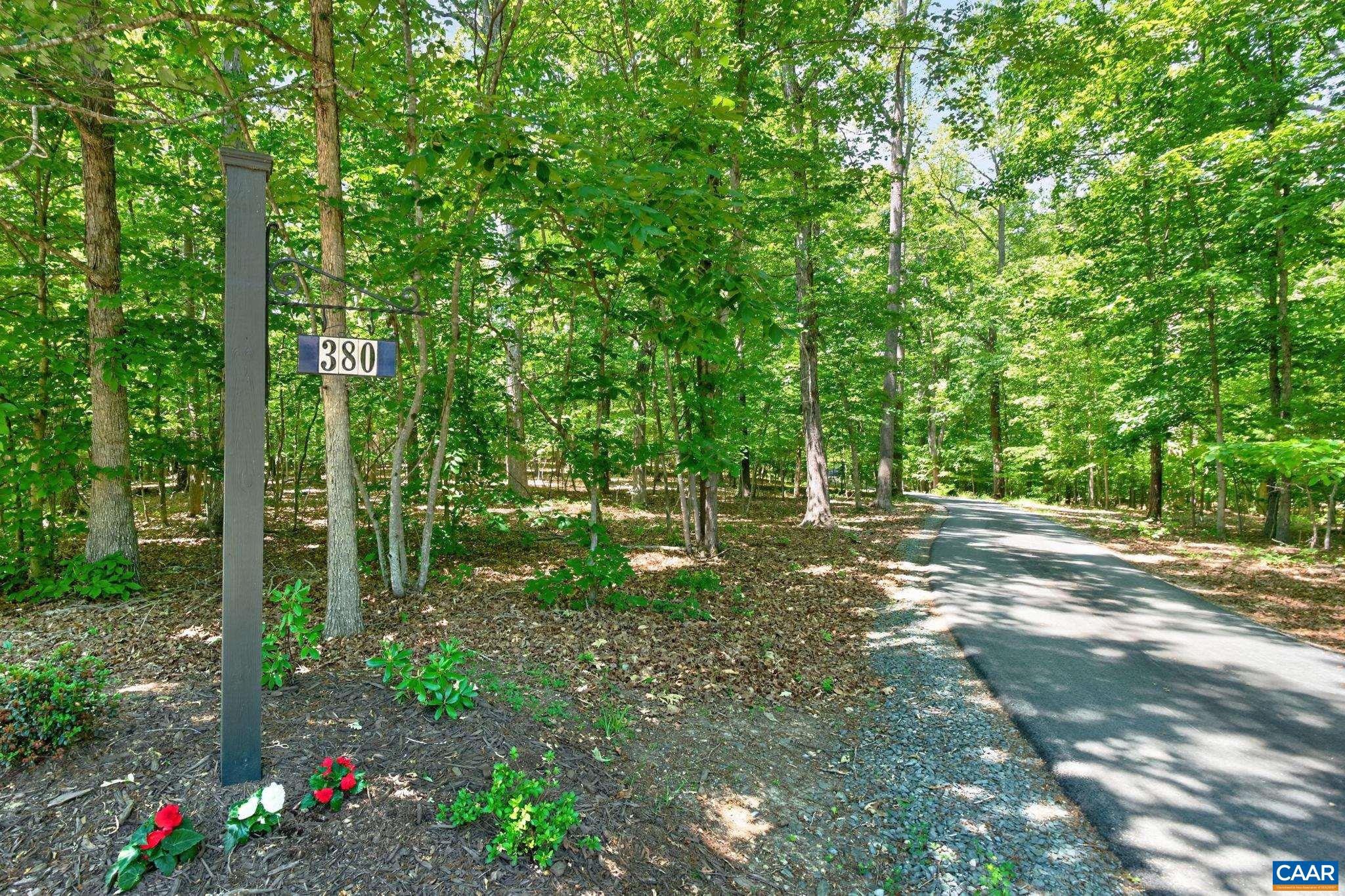 380 Ballenger Ln, Palmyra, VA 22963 — photo 9