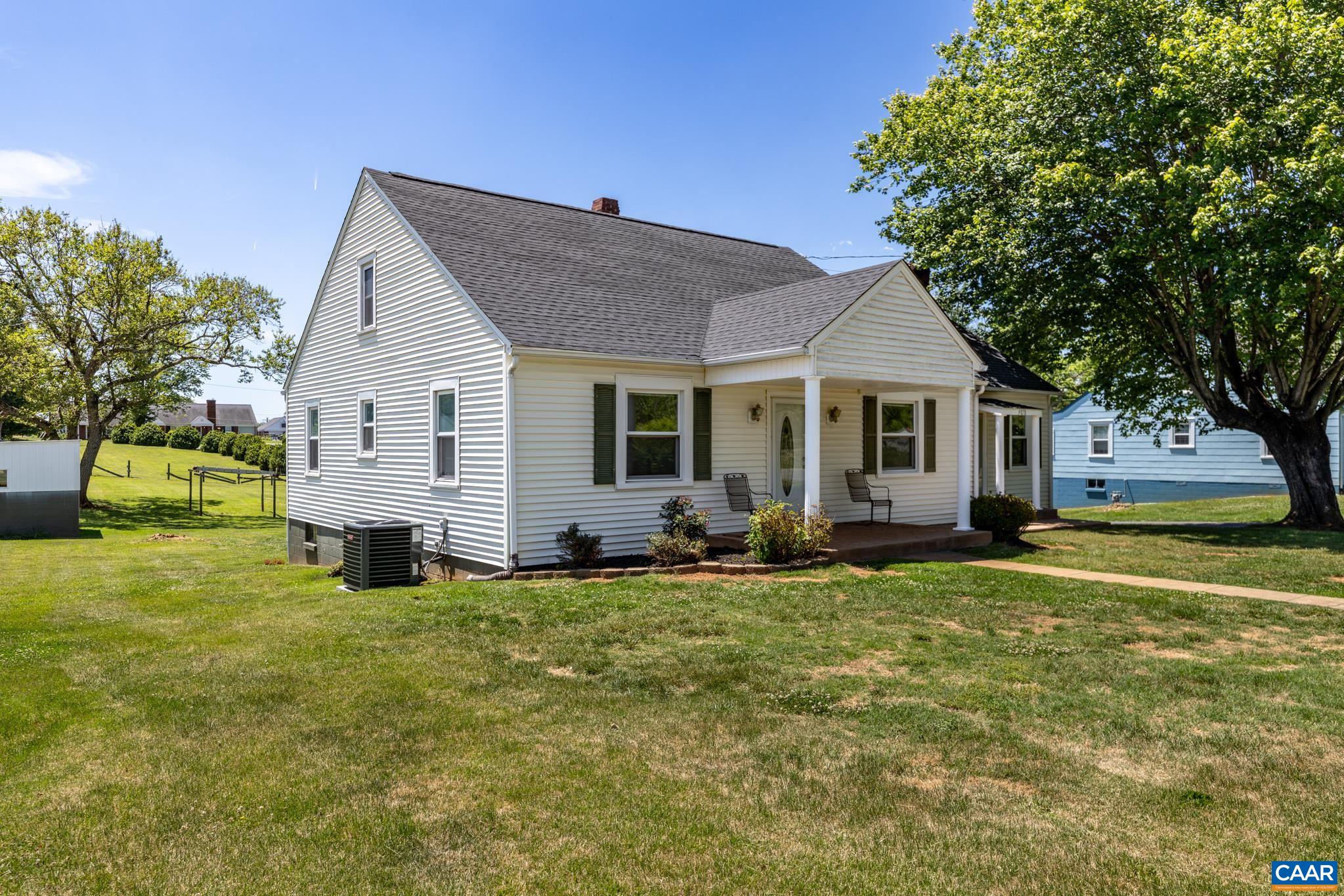 9070 Spotswood Trl, Stanardsville, VA 22973 — photo 2