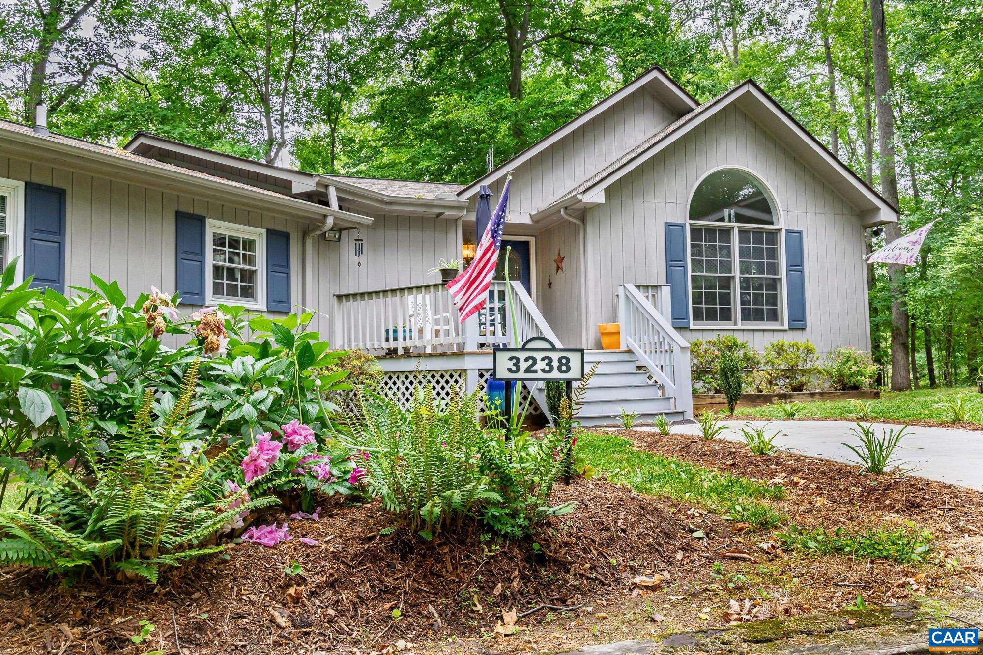 3288 Wooded Acres Ln, Charlottesville, VA 22911 — photo 3