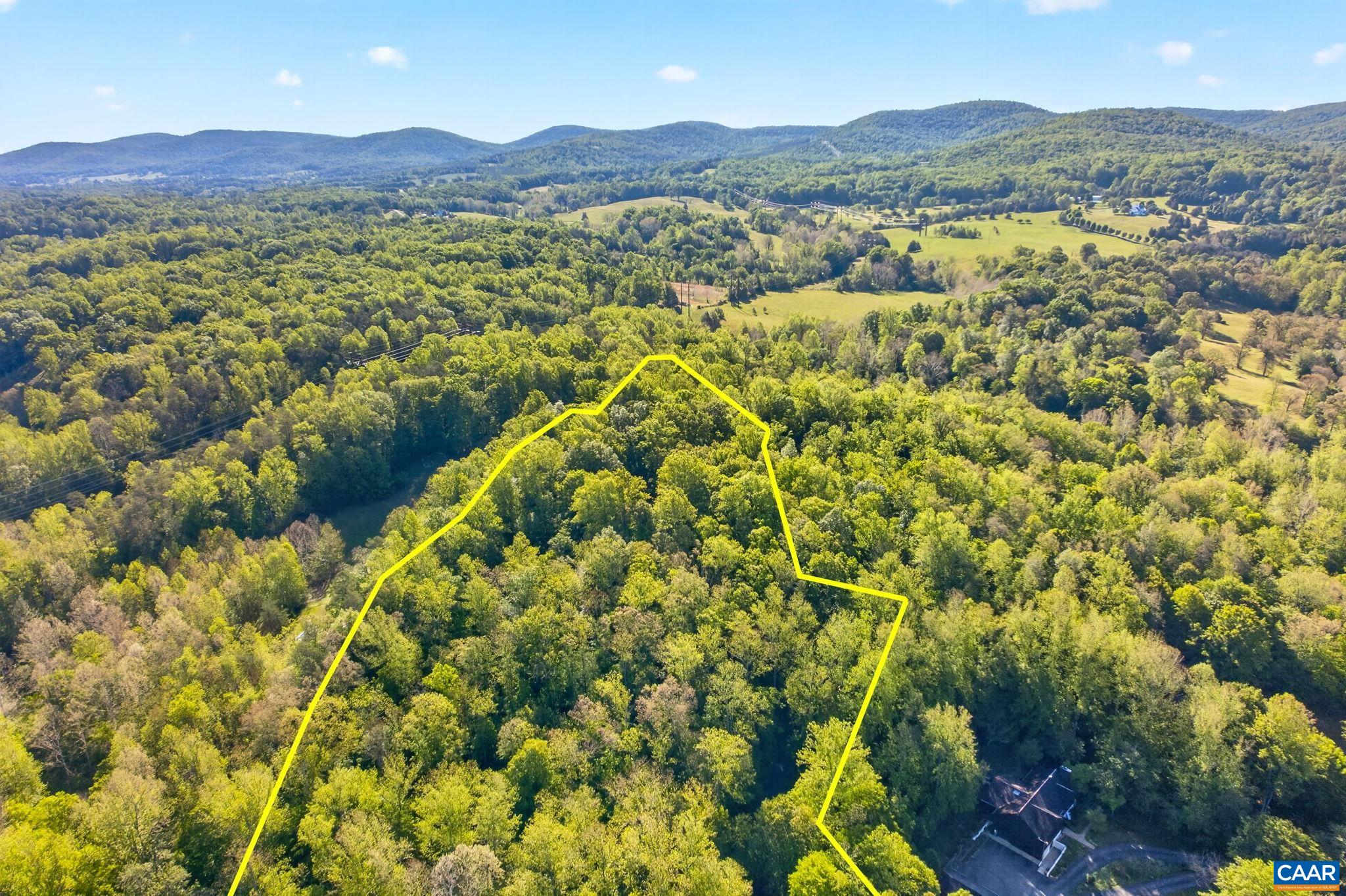 3288 Wooded Acres Ln, Charlottesville, VA 22911 — photo 9