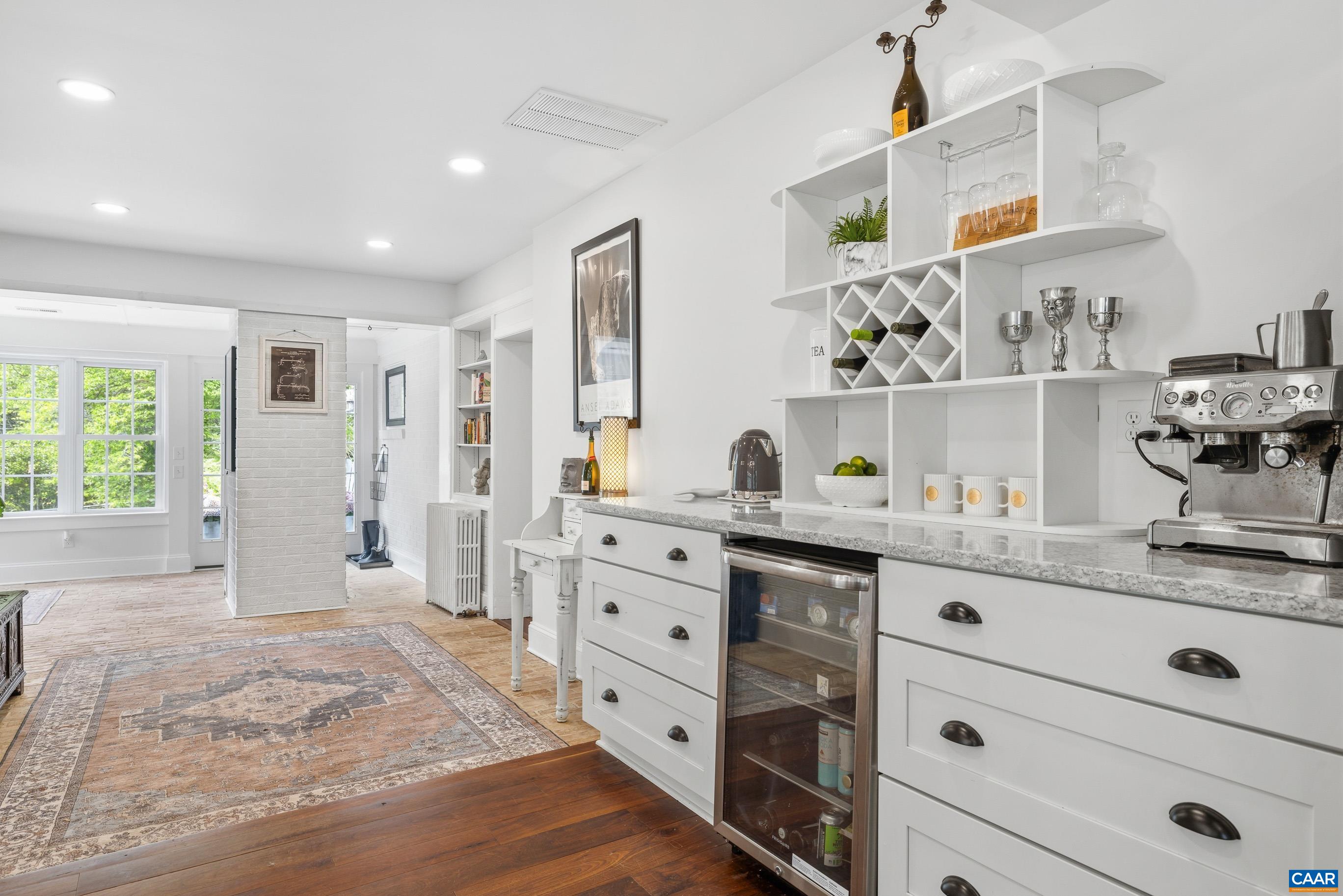 104 Buckingham Cir, Charlottesville, VA 22903 — photo 4