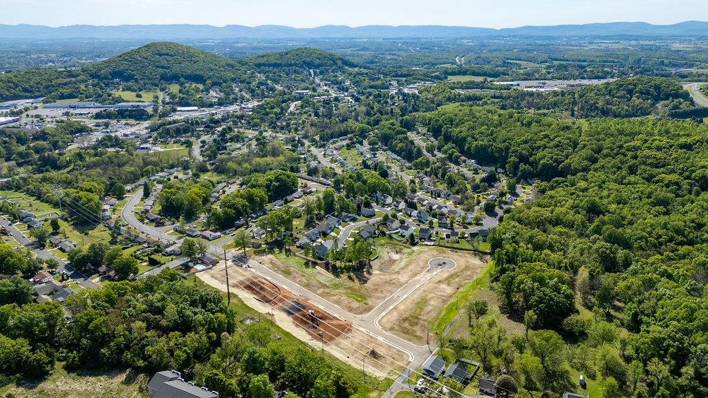 Fisher Cir, Staunton, VA 24401 — photo 9