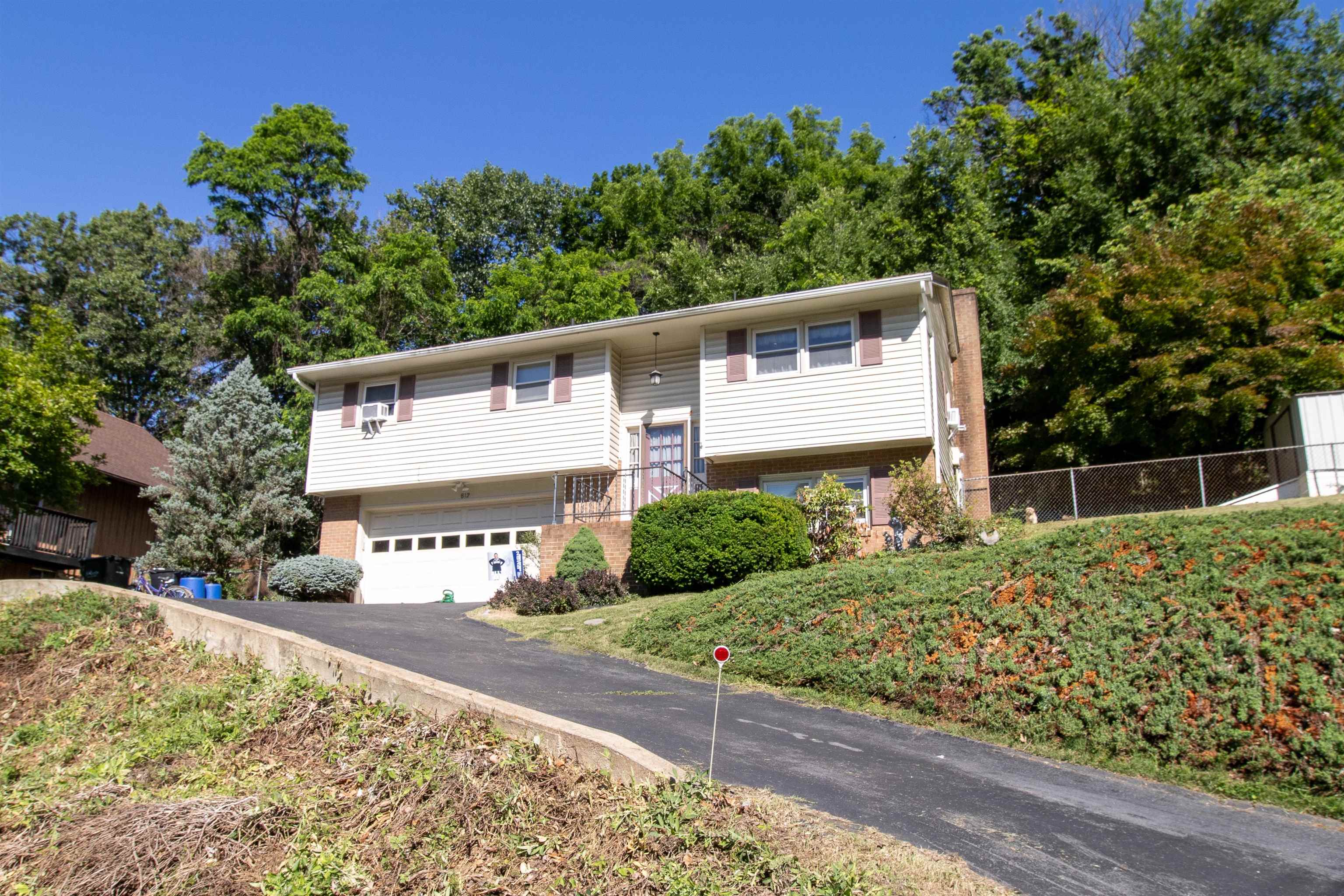 812 N Coalter St, Staunton, VA 24401 — photo 3