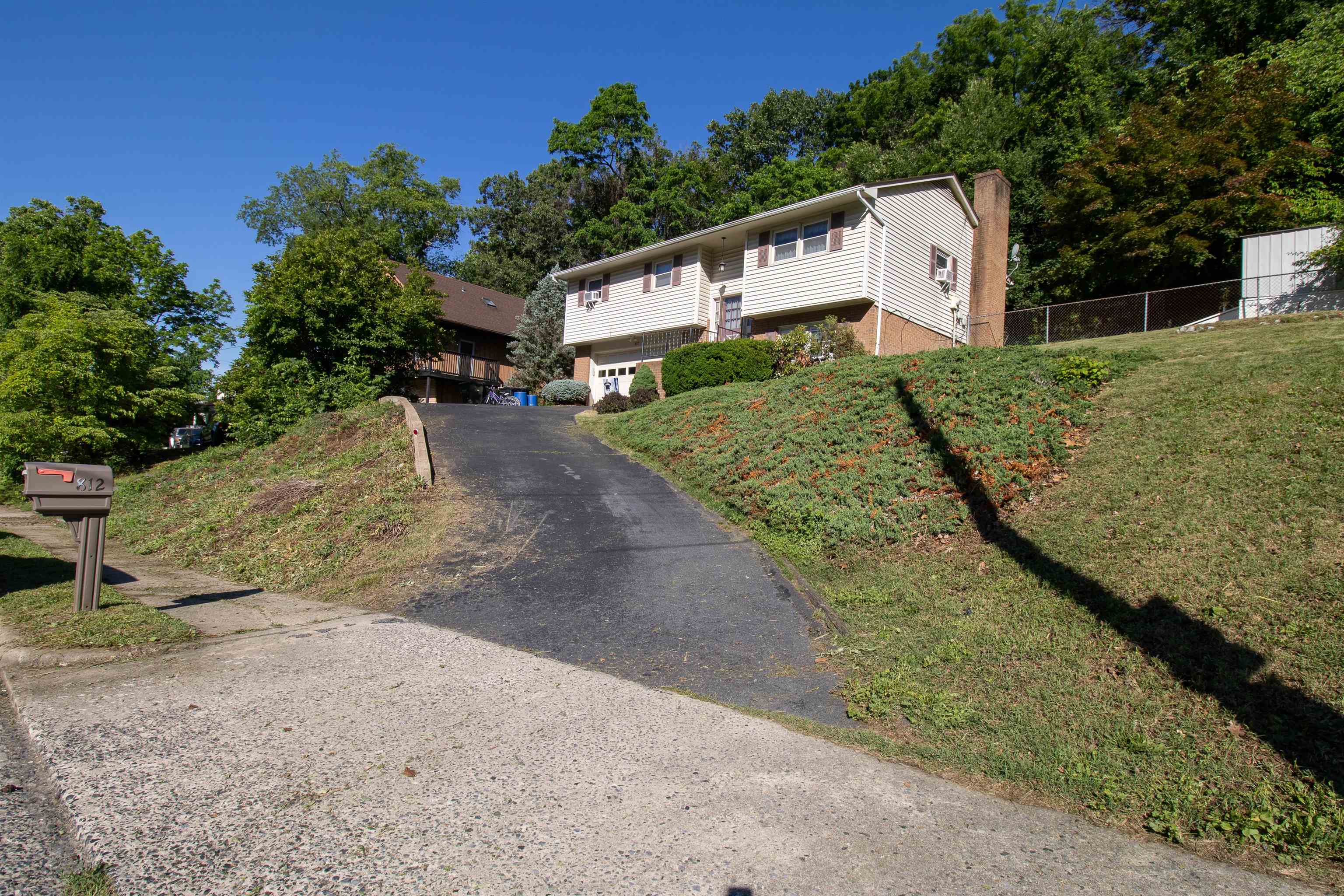812 N Coalter St, Staunton, VA 24401 — photo 4