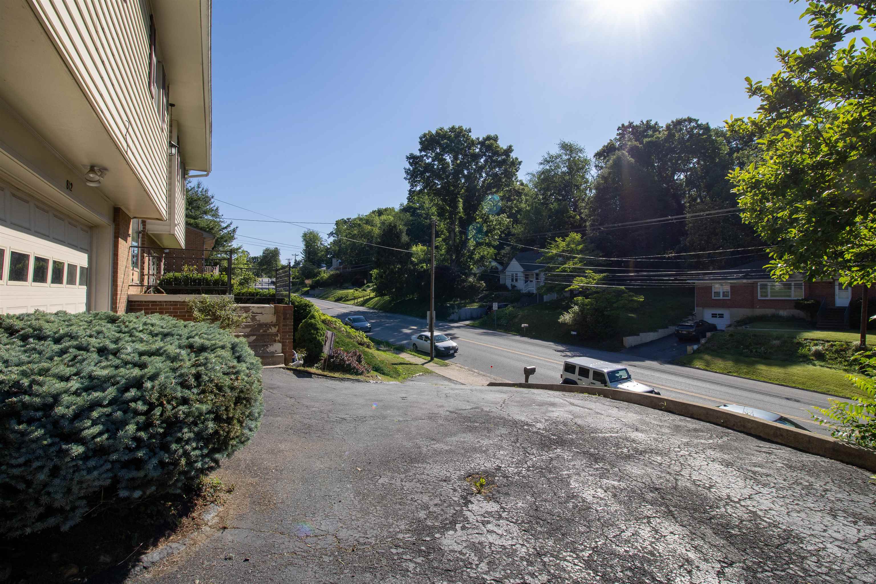 812 N Coalter St, Staunton, VA 24401 — photo 9