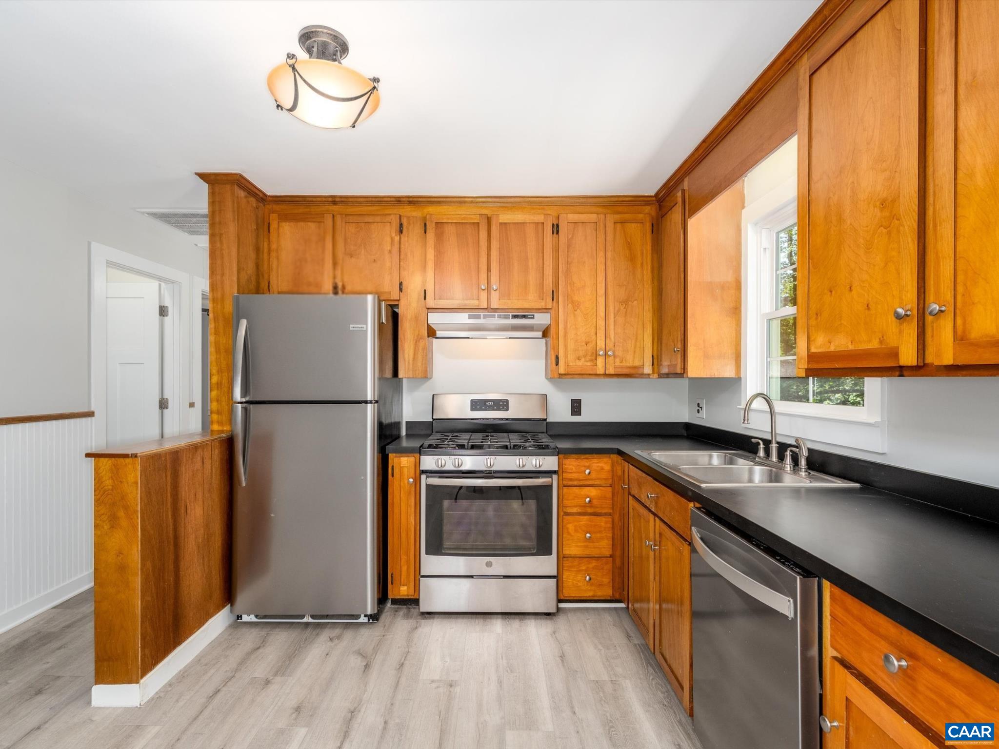 6144 Helens Way, Schuyler, VA 22969 — photo 6
