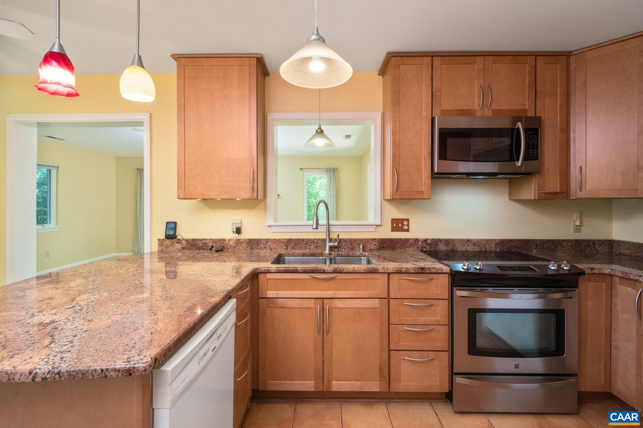 1238 Timberbranch Ct, Charlottesville, VA 22902 — photo 5