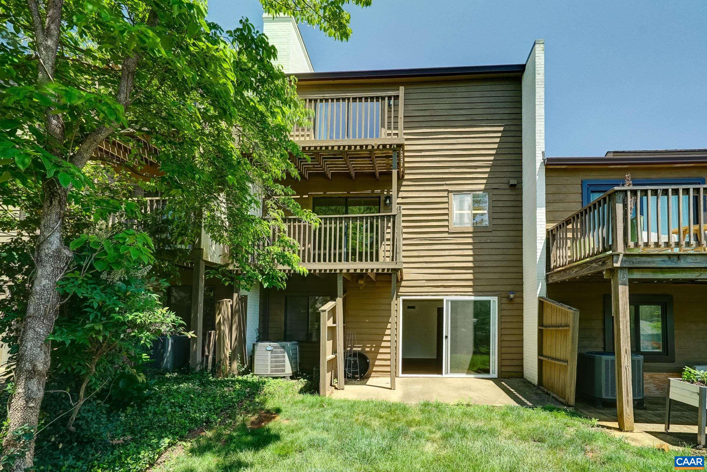 239 Harvest Dr, Charlottesville, VA 22903 — photo 2