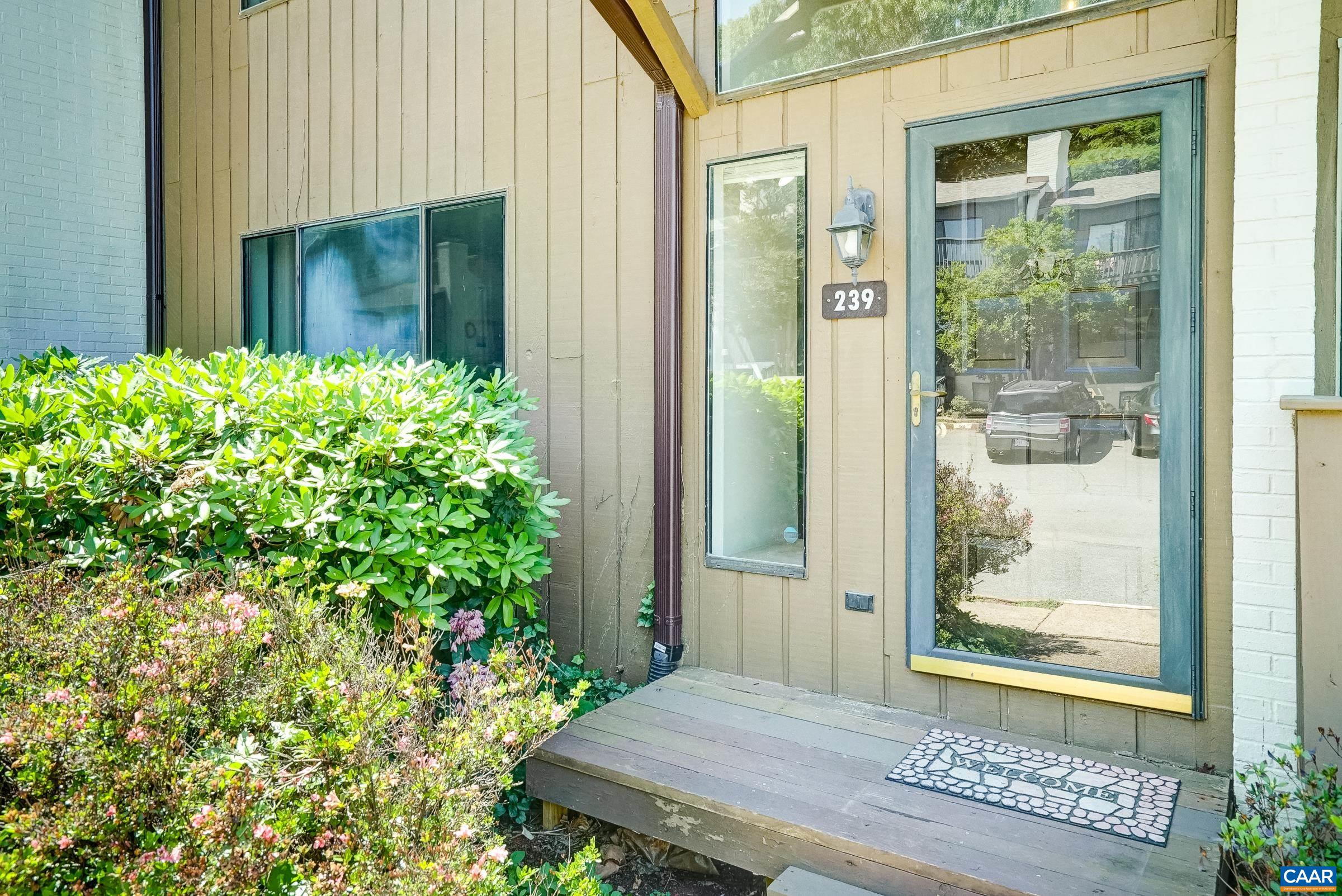 239 Harvest Dr, Charlottesville, VA 22903 — photo 5