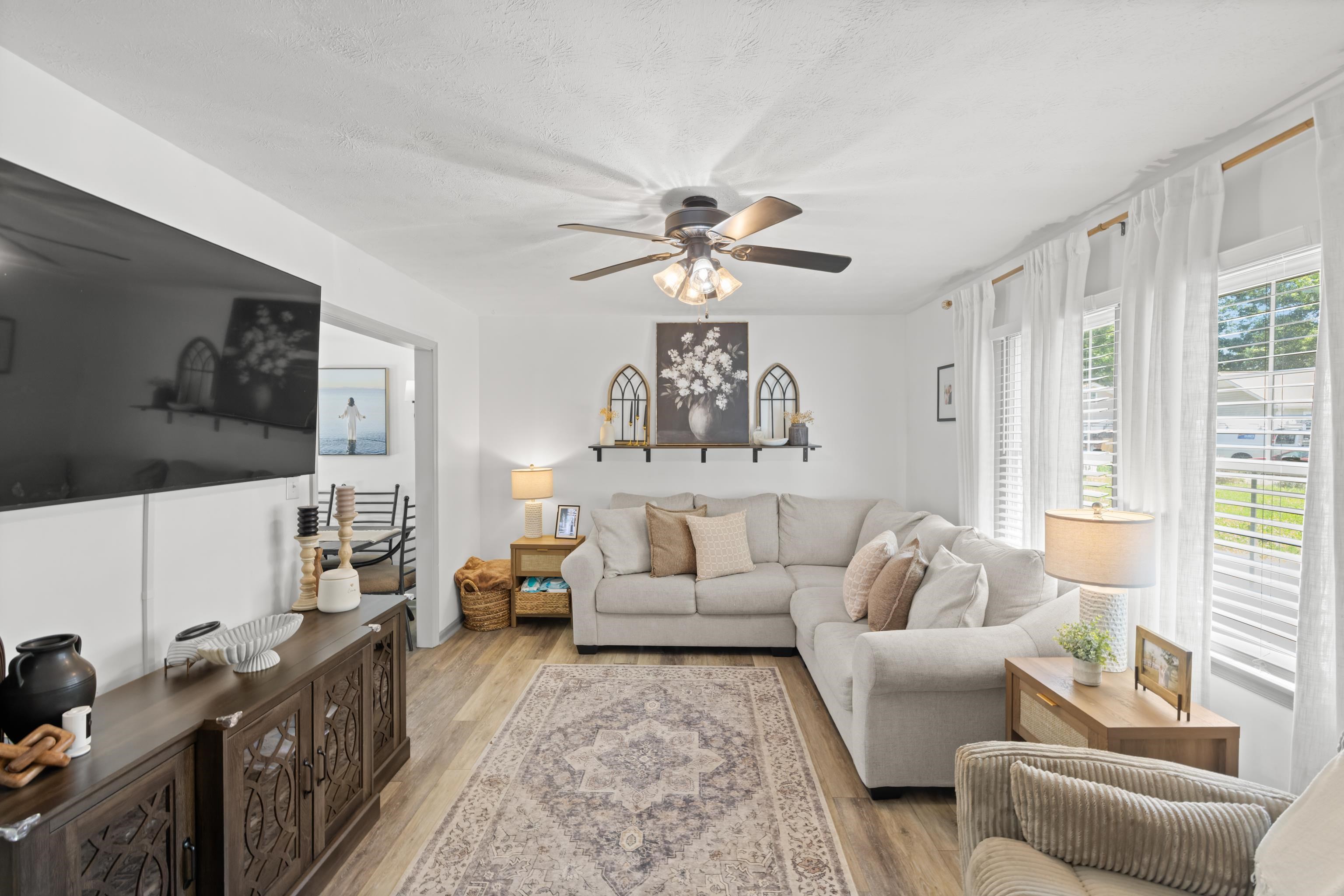 16 Kingston Ct, Stuarts Draft, VA 24477 — photo 10