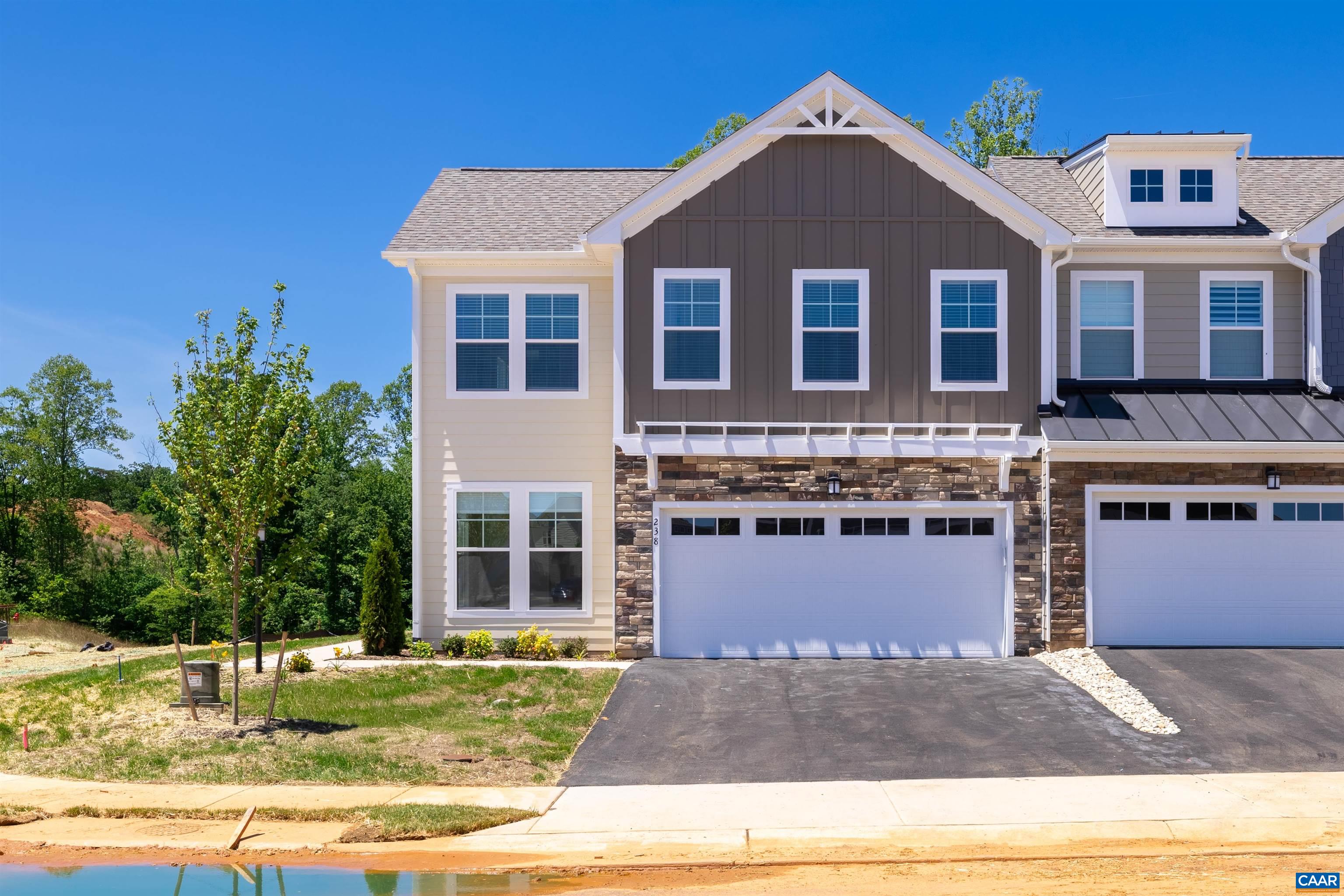 238 Winterberry Dr, Zion Crossroads, VA 22942