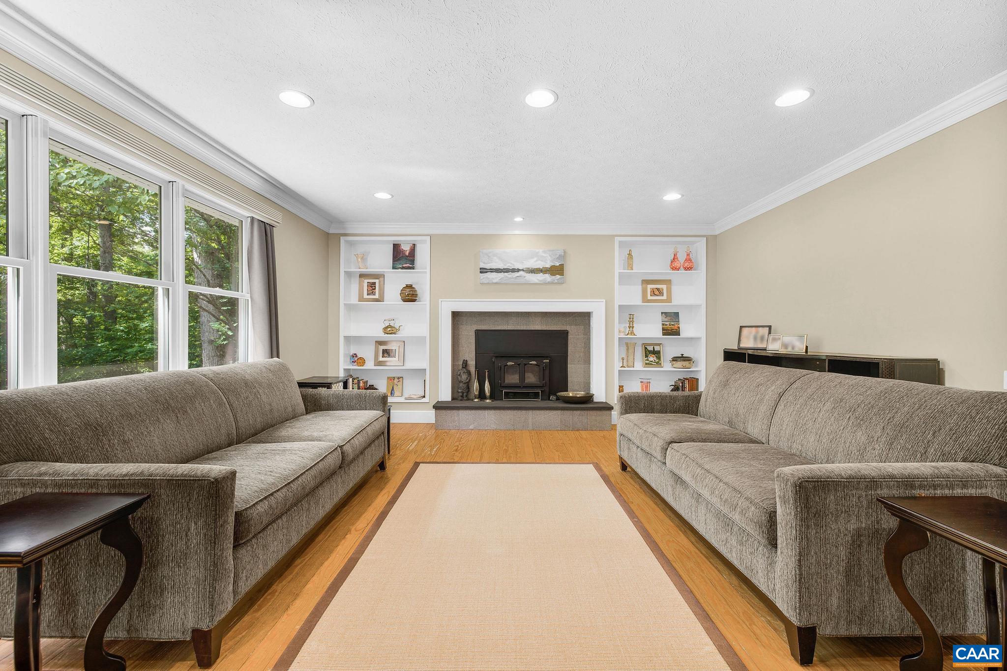 125 Vincennes Rd, Charlottesville, VA 22911 — photo 10