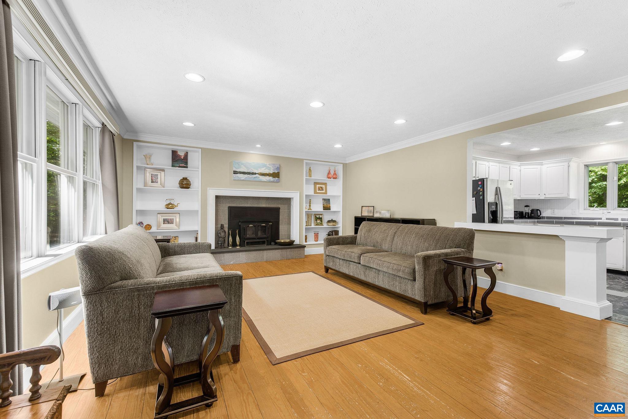 125 Vincennes Rd, Charlottesville, VA 22911 — photo 9
