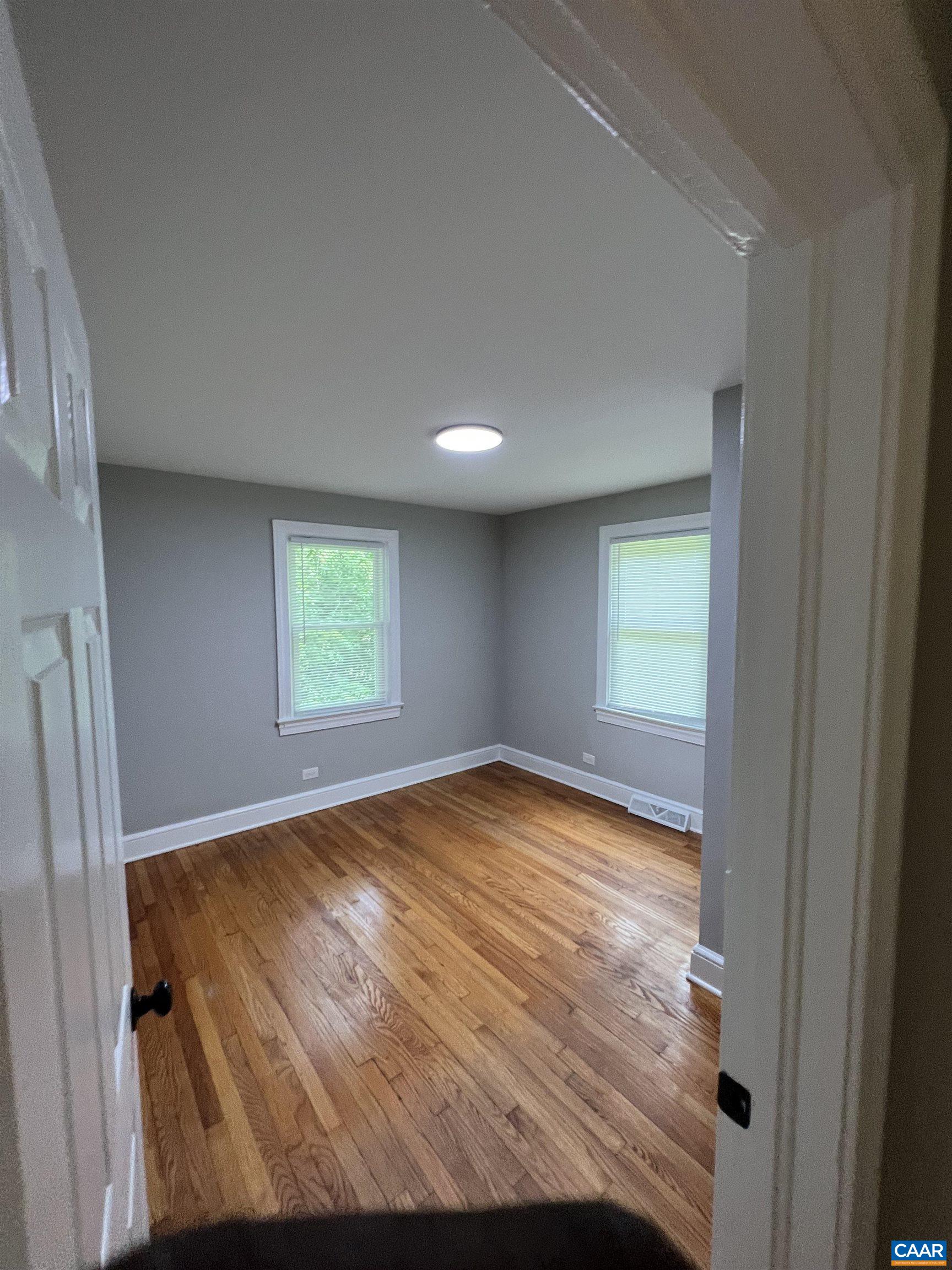 1210 Cherry Ave, Charlottesville, VA 22903 - photo 4