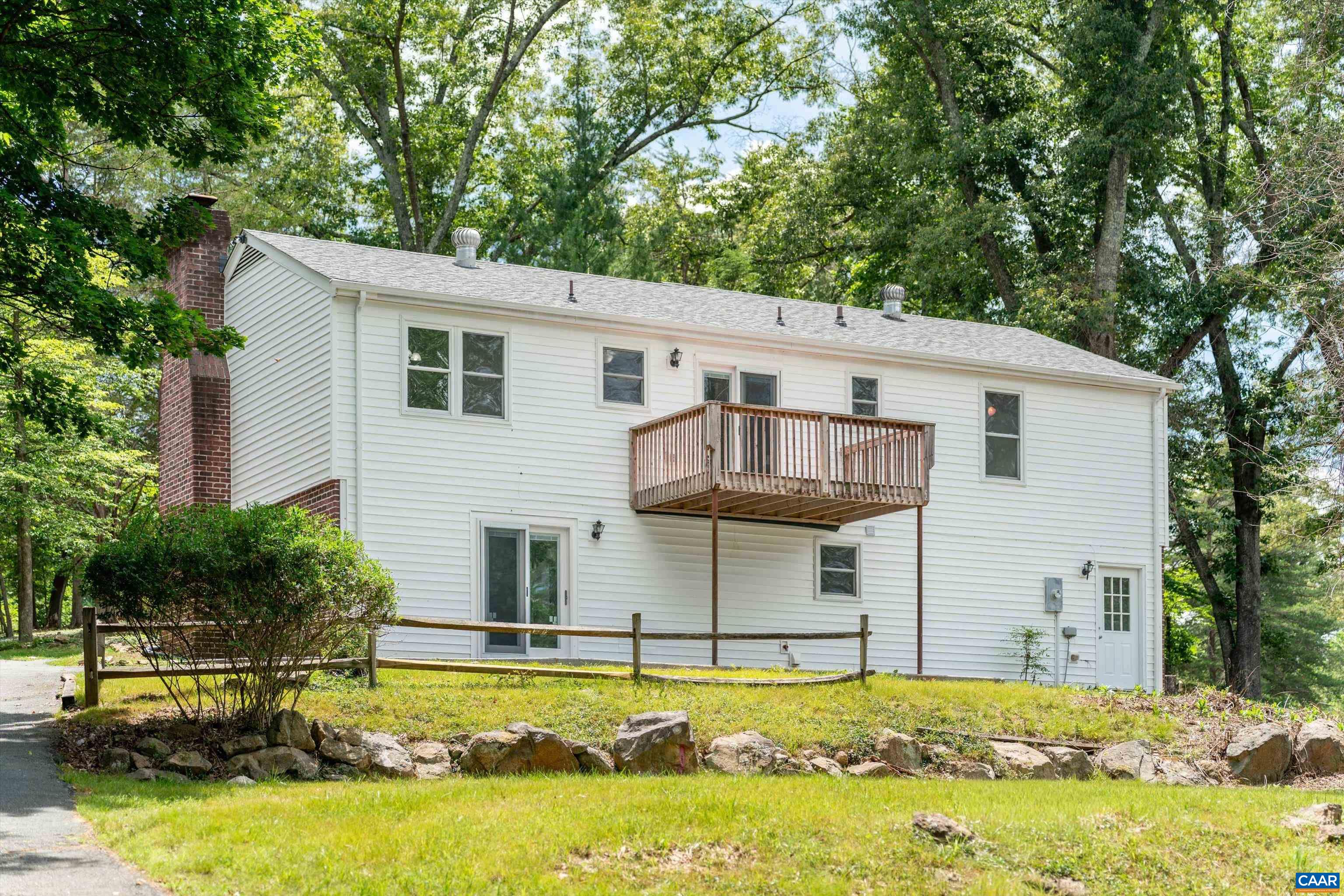 2140 Viburnum Ct, Charlottesville, VA 22911 — photo 6