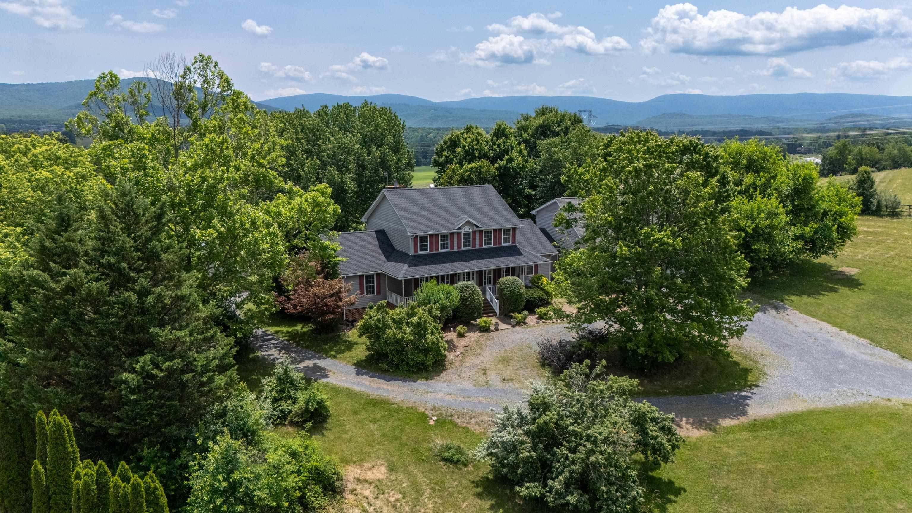 1057 Rockfish Rd, Waynesboro, VA 22980 — photo 3