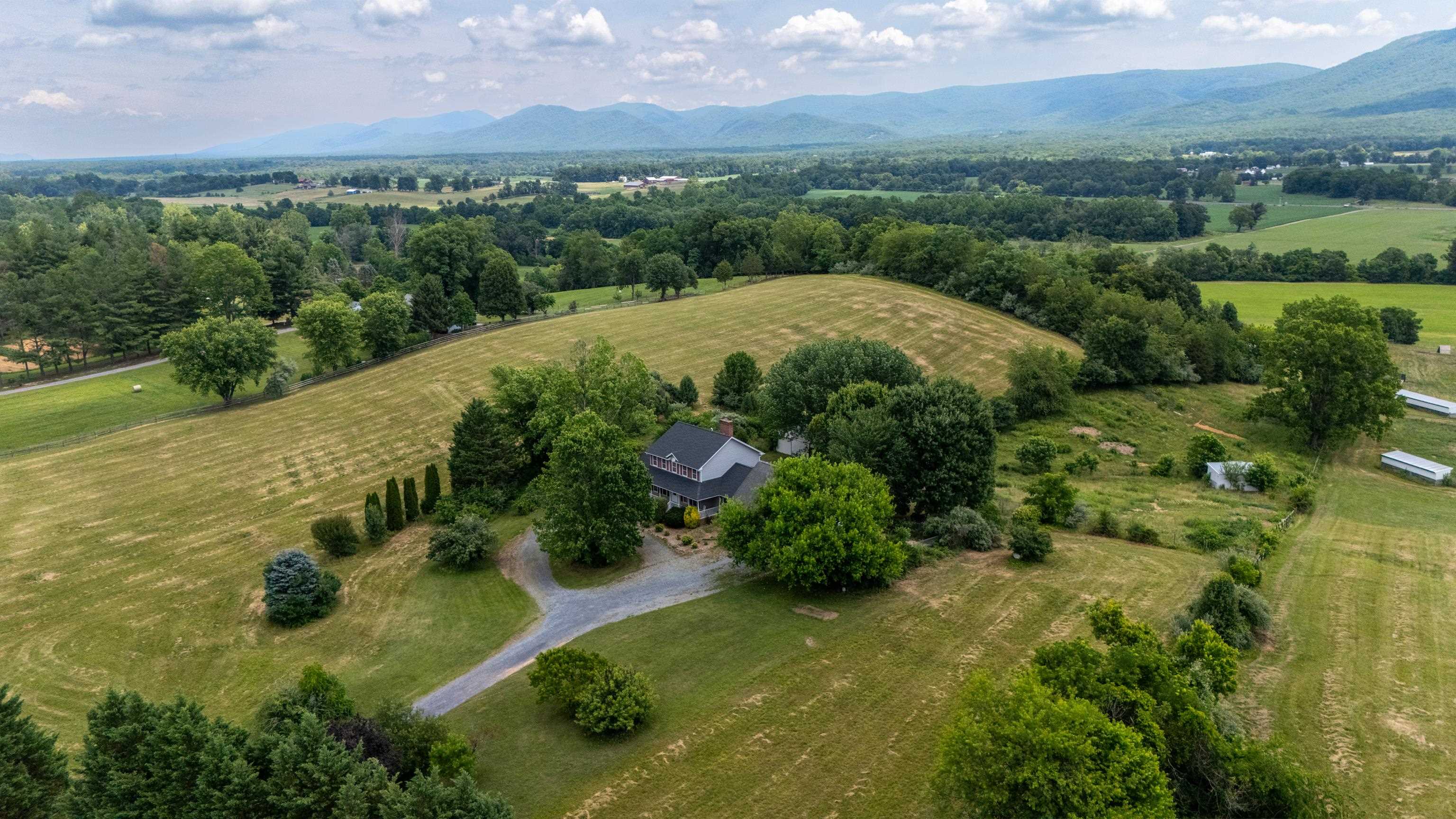 1057 Rockfish Rd, Waynesboro, VA 22980 — photo 5