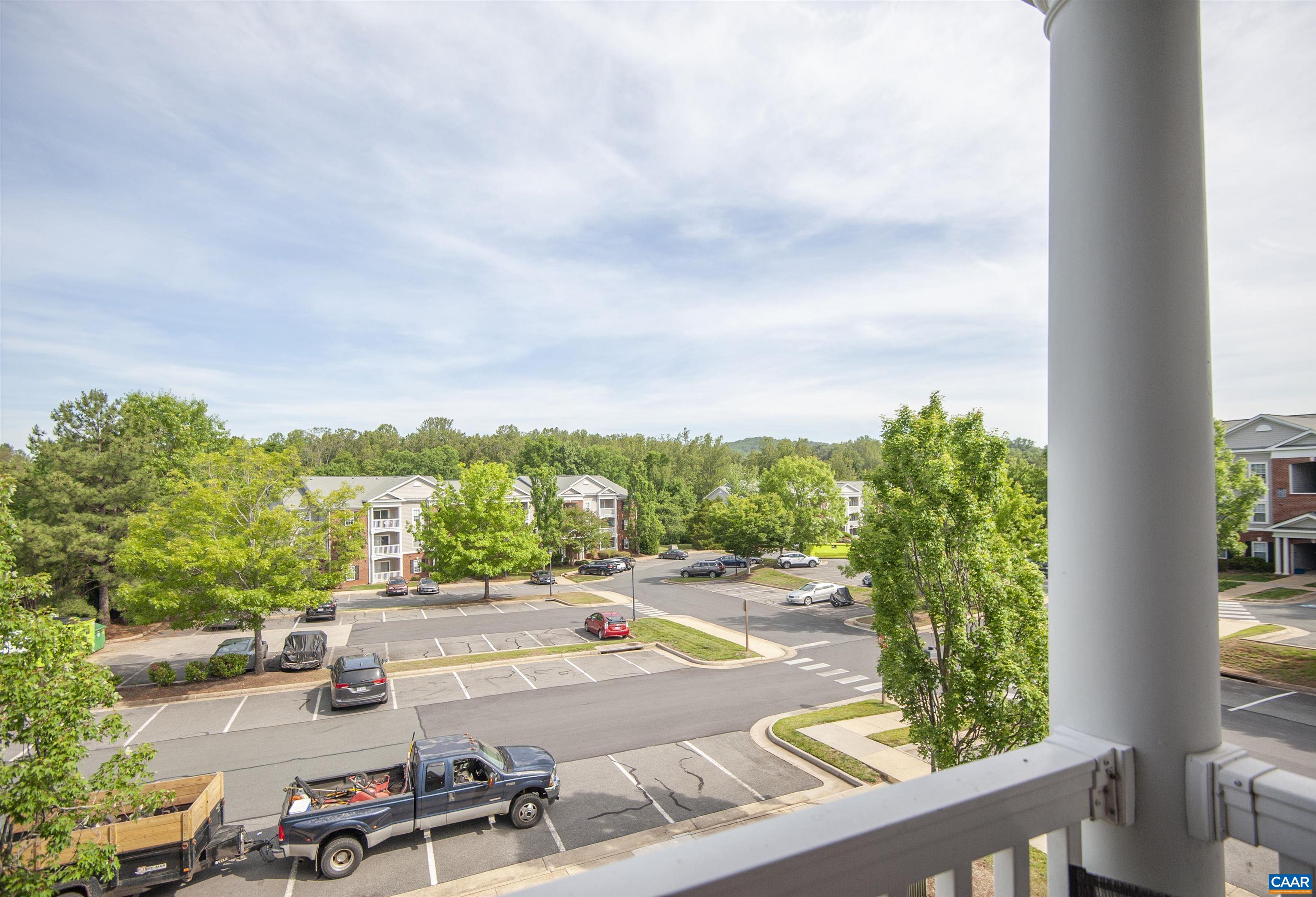 122 Yellowstone Dr, Charlottesville, VA 22903 — photo 10