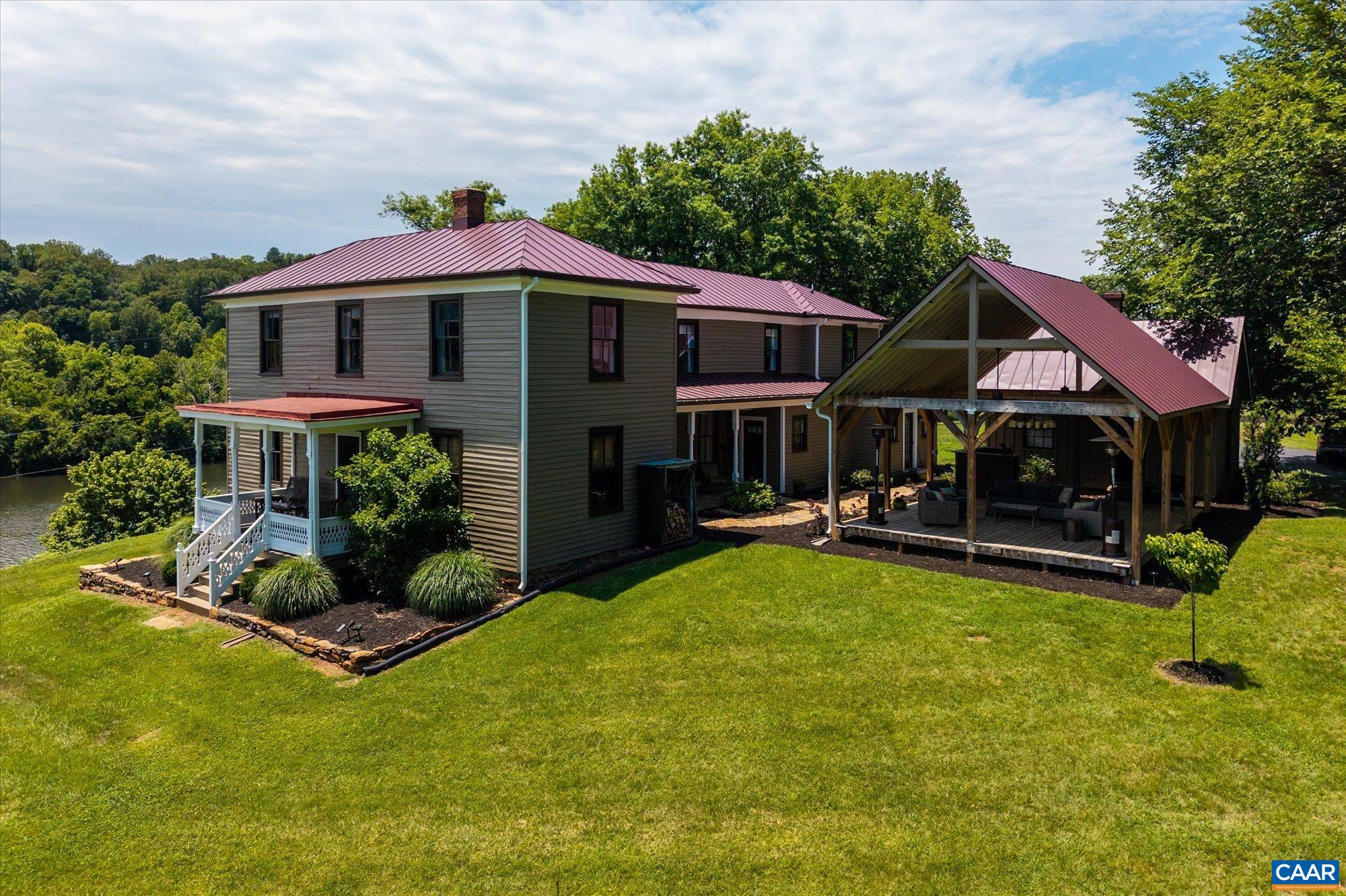 779 River Rd, Madison Heights, VA 24572