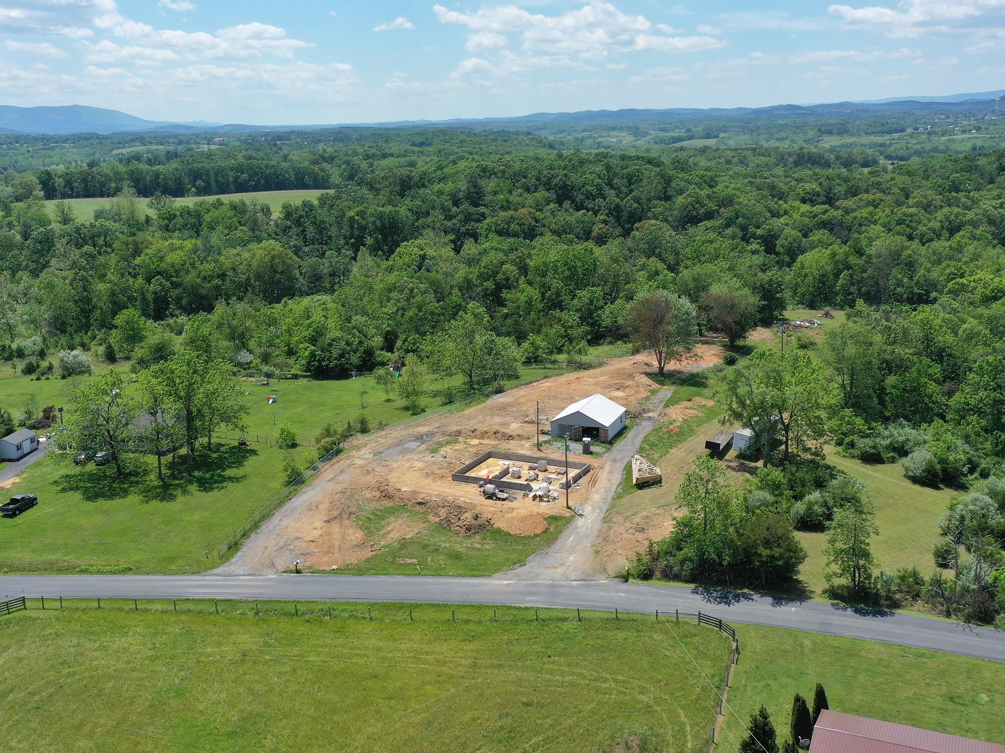 626 Saint James Rd, Fishersville, VA 22939 — photo 9