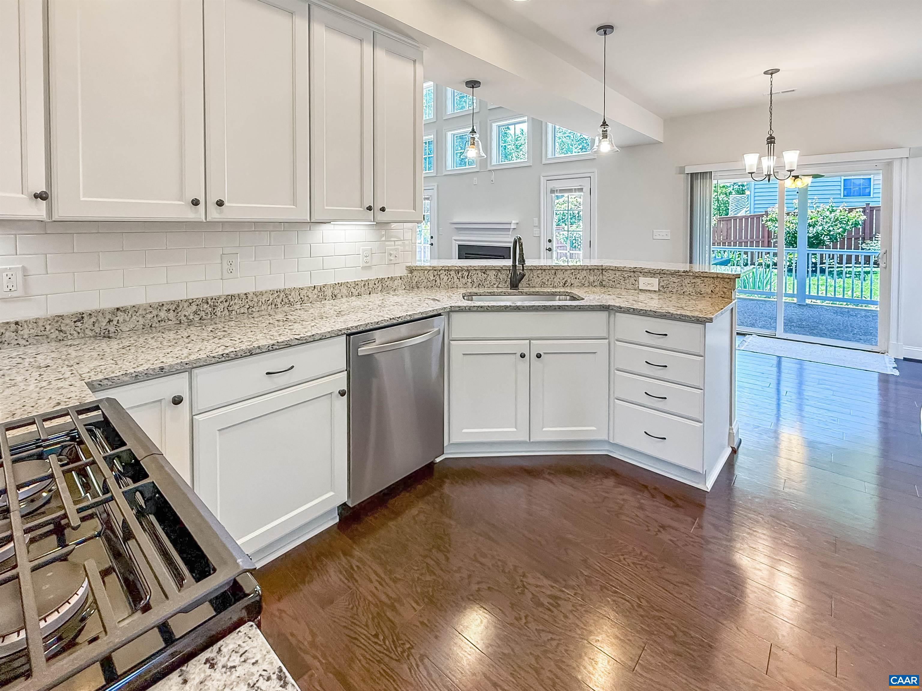 1410 Hillbrook Ct, Charlottesville, VA 22901 — photo 10