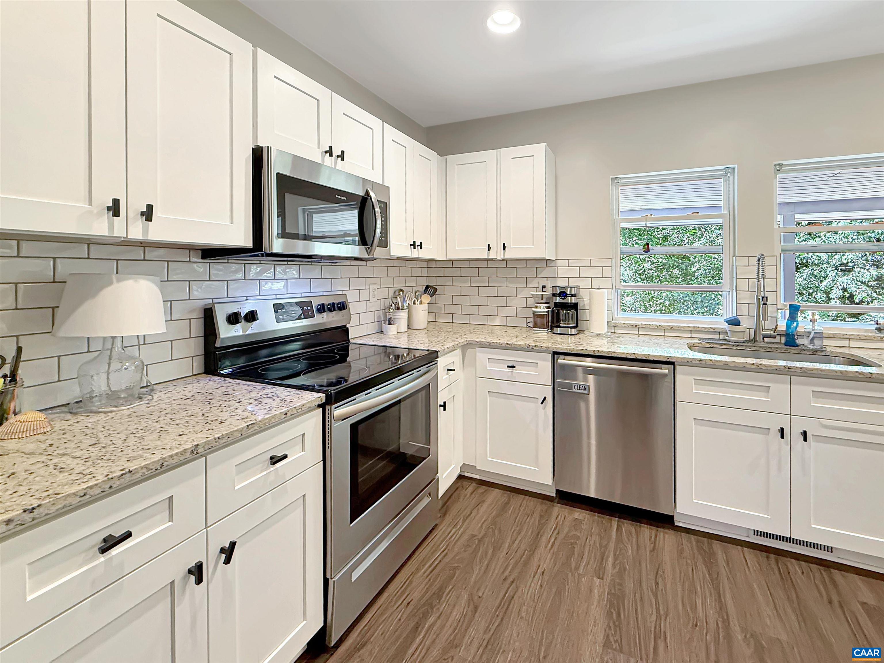 1304 Poplar St, Charlottesville, VA 22902 — photo 2