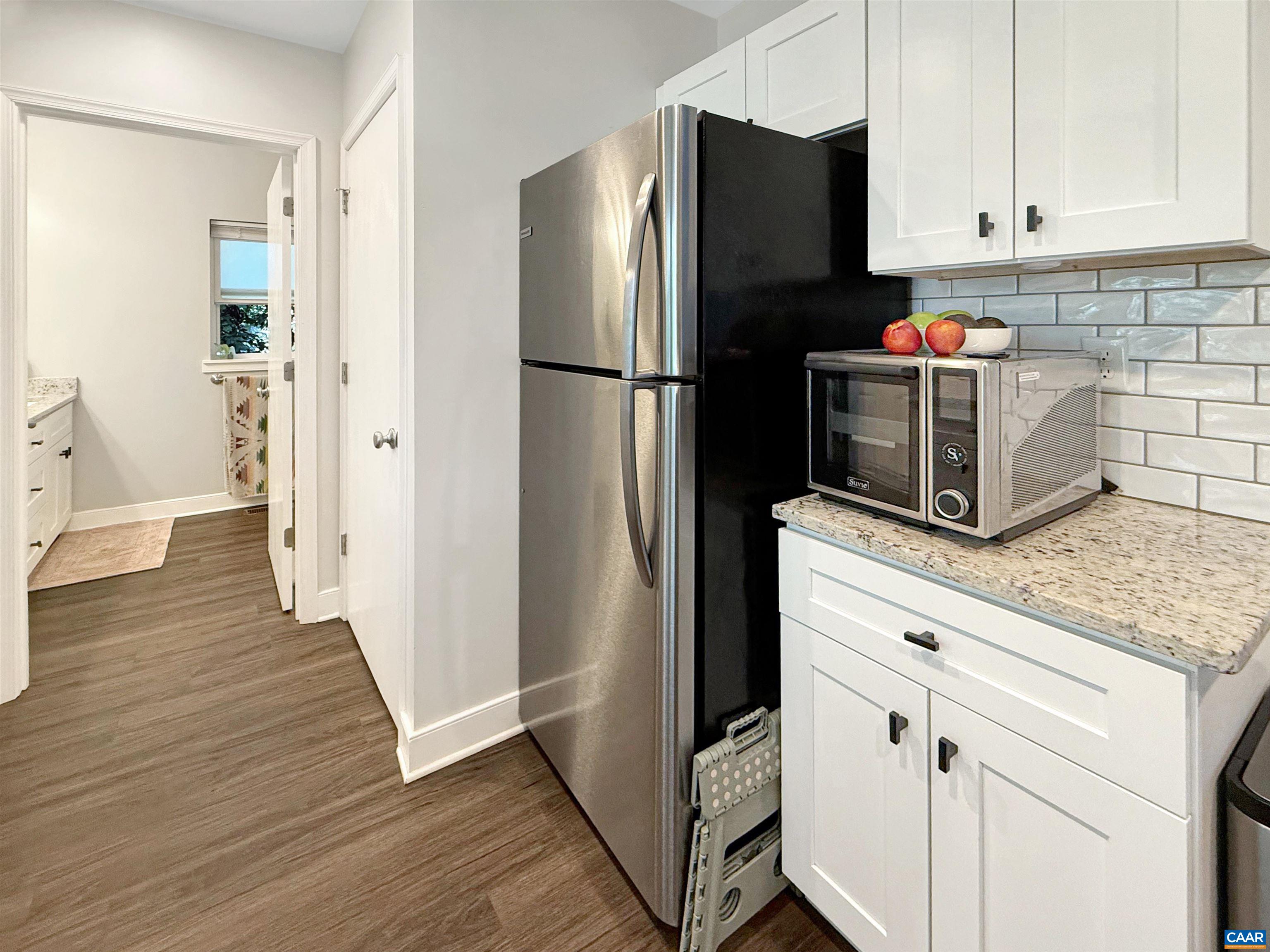 1304 Poplar St, Charlottesville, VA 22902 — photo 3