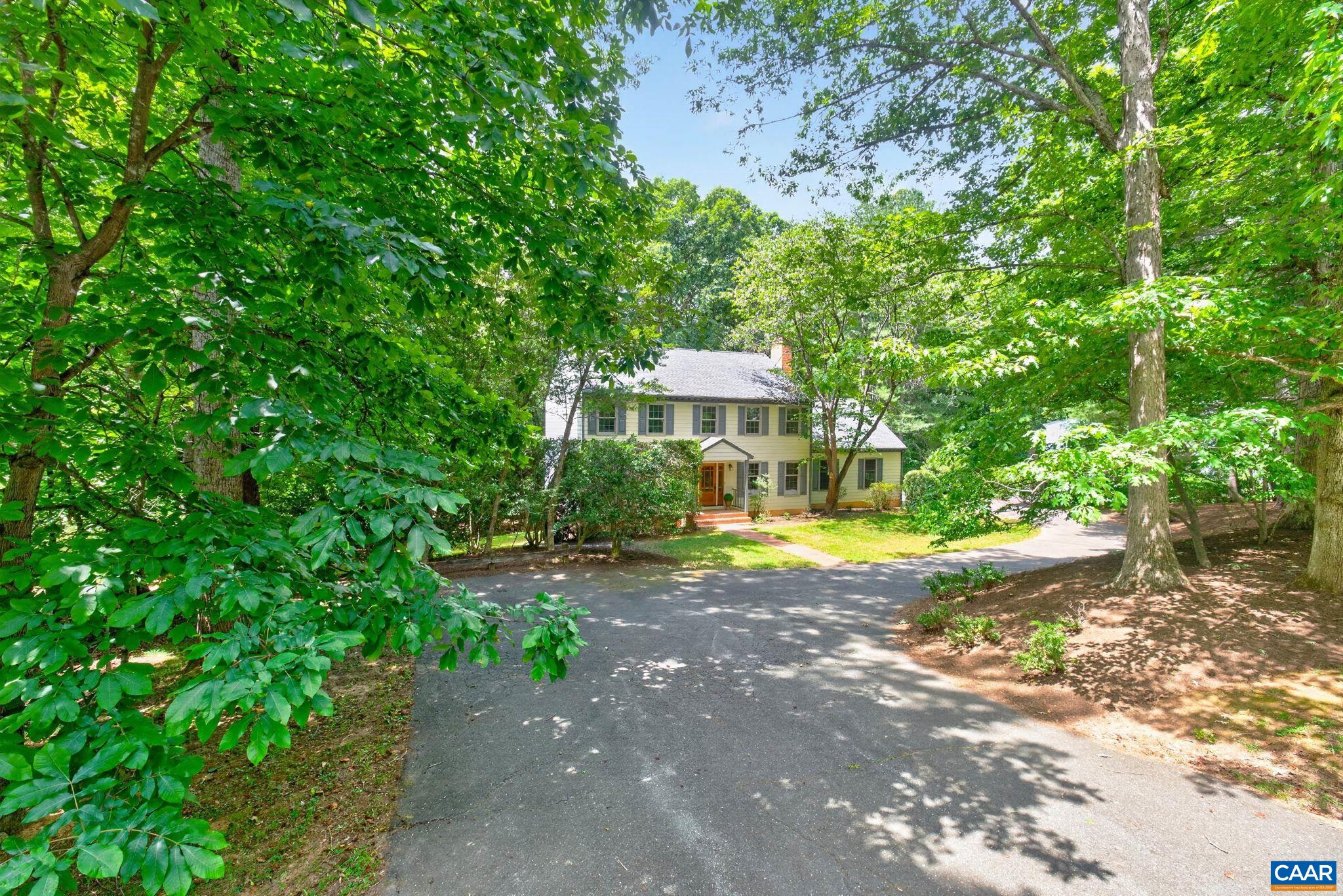2130 Whippoorwill Rd, Charlottesville, VA 22901 — photo 2