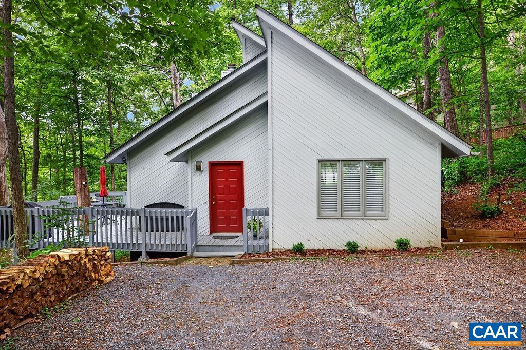 25 Hickorynut Rd, Wintergreen Resort, VA 22967 — photo 4