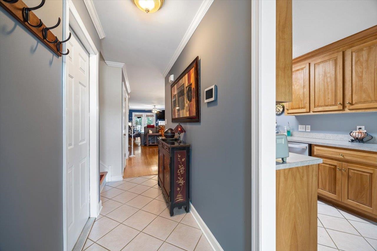 35 Hickory Nut Ln, Staunton, VA 24401 — photo 4