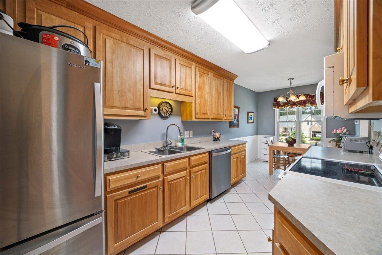 35 Hickory Nut Ln, Staunton, VA 24401 — photo 7