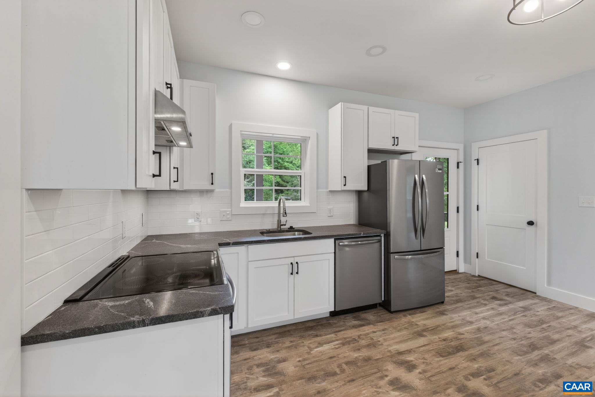 224 Turkey Ridge Rd, Charlottesville, VA 22903 — photo 2