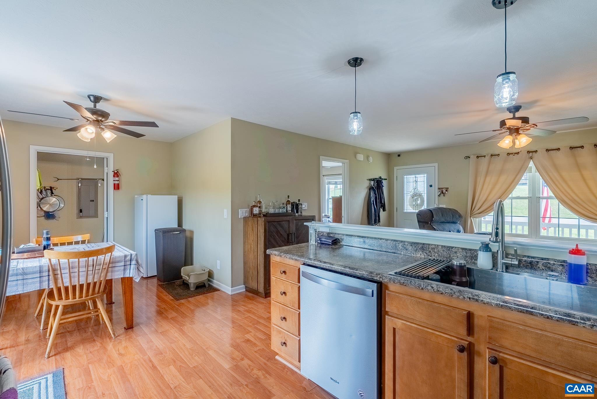 129 Thoroughbred Cir, Lexington, VA 24450 — photo 10
