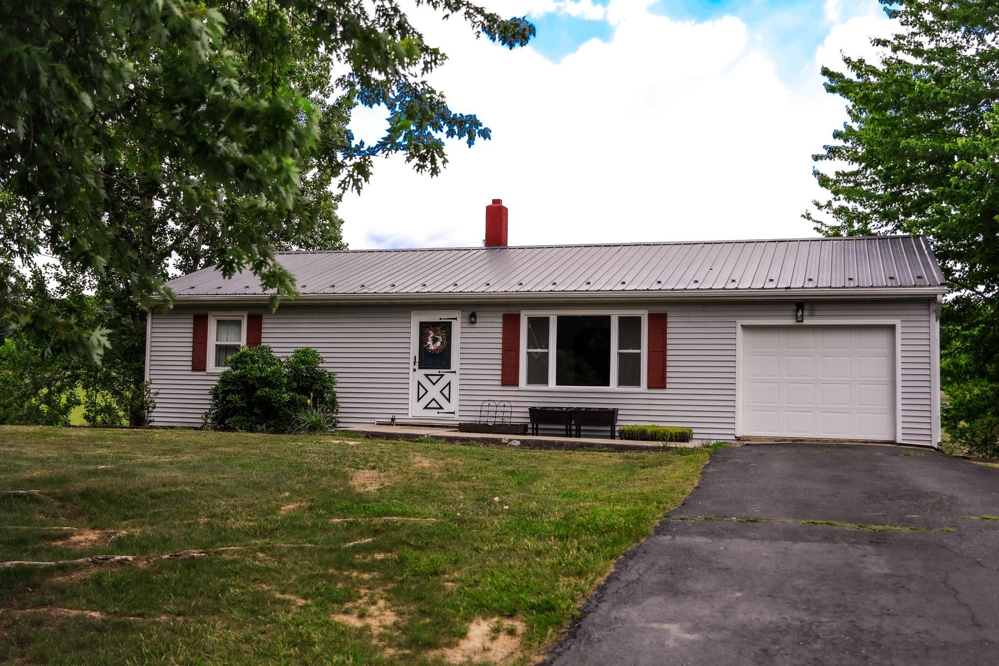 3592 Old Greenville Rd, Staunton, VA 24401 — photo 2
