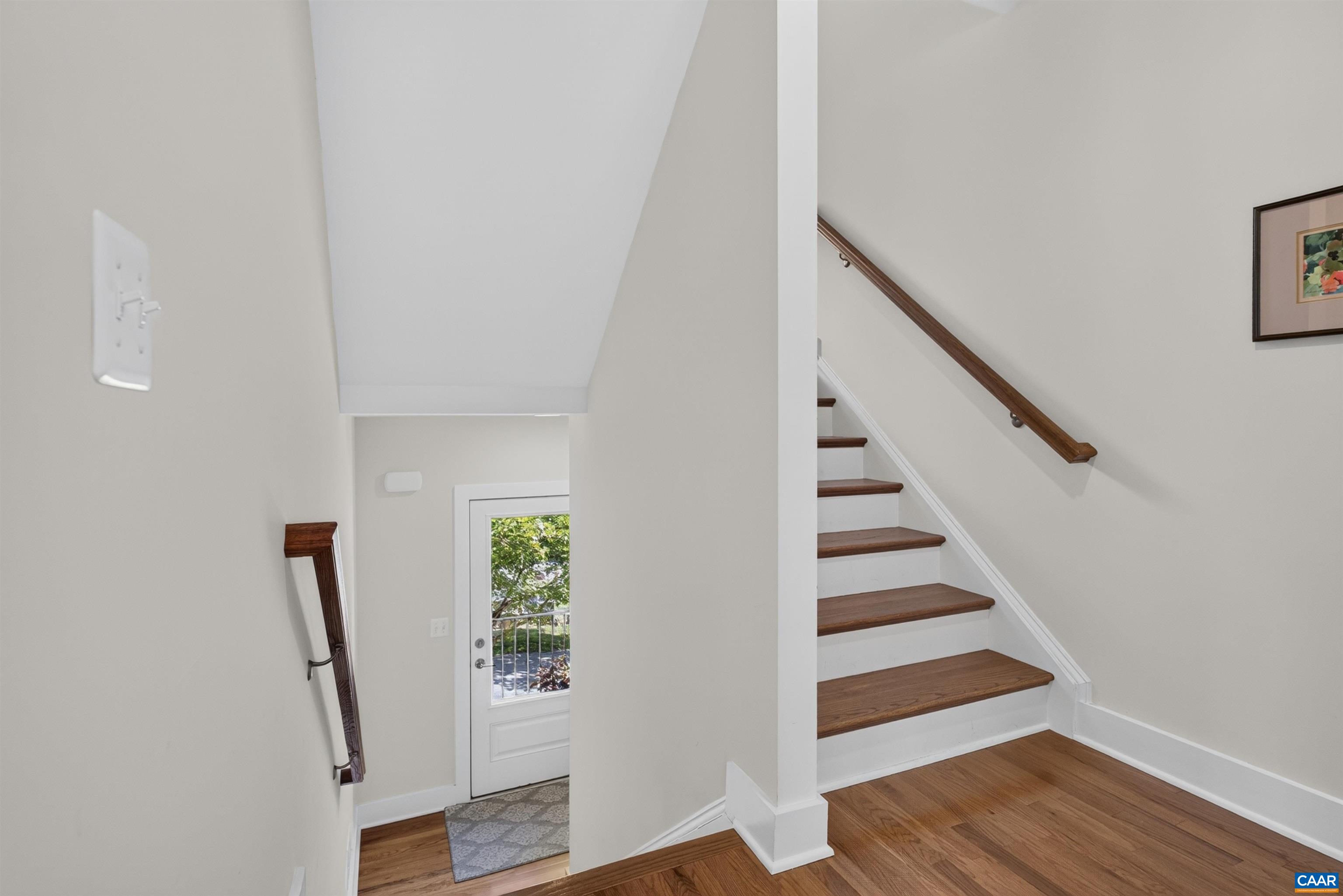 125 Almere Ave, Charlottesville, VA 22902 — photo 9