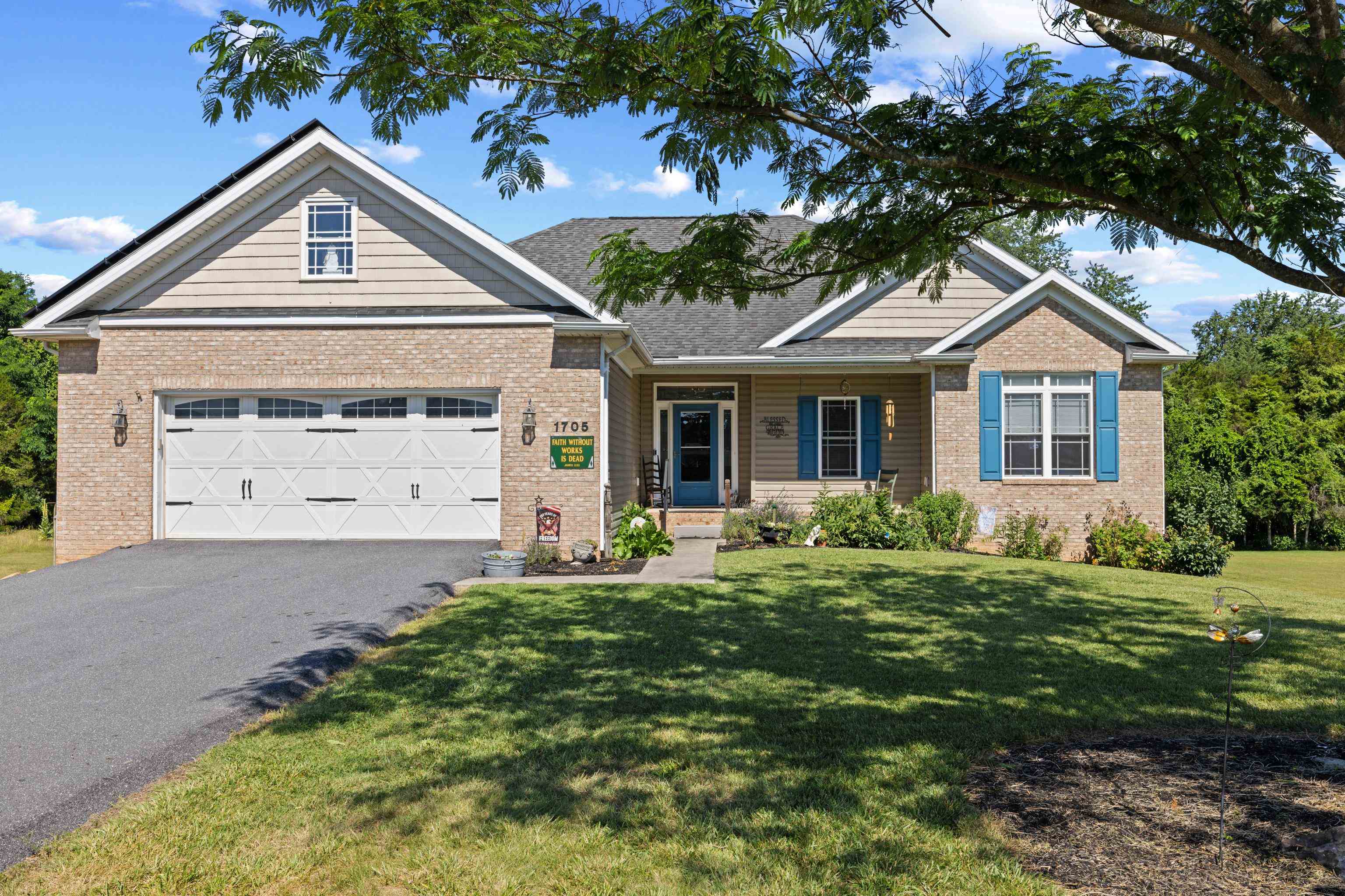 1705 Holly Ave, Grottoes, VA 24441 — photo 2