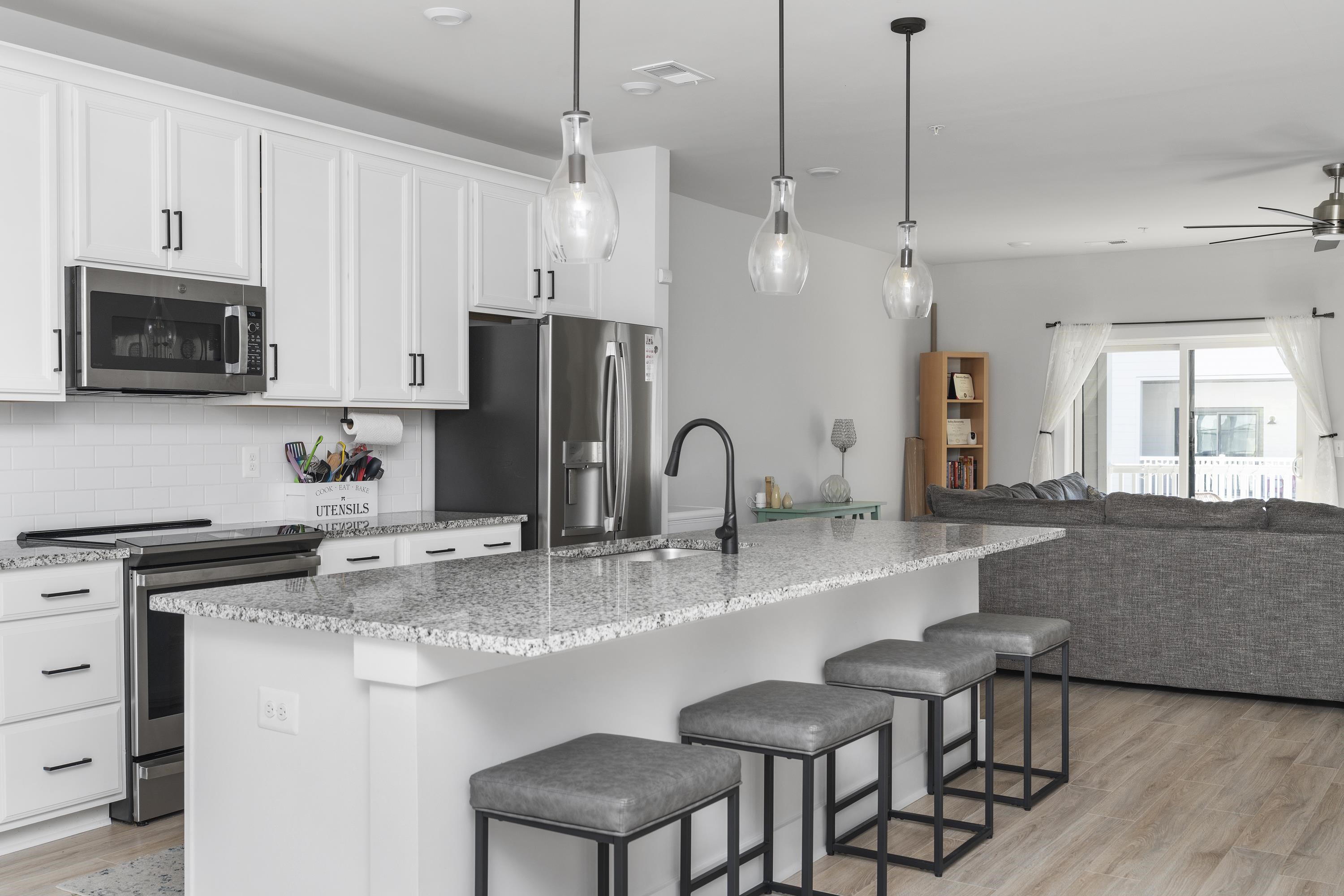 824 Wesley Ln, Charlottesville, VA 22911 — photo 4