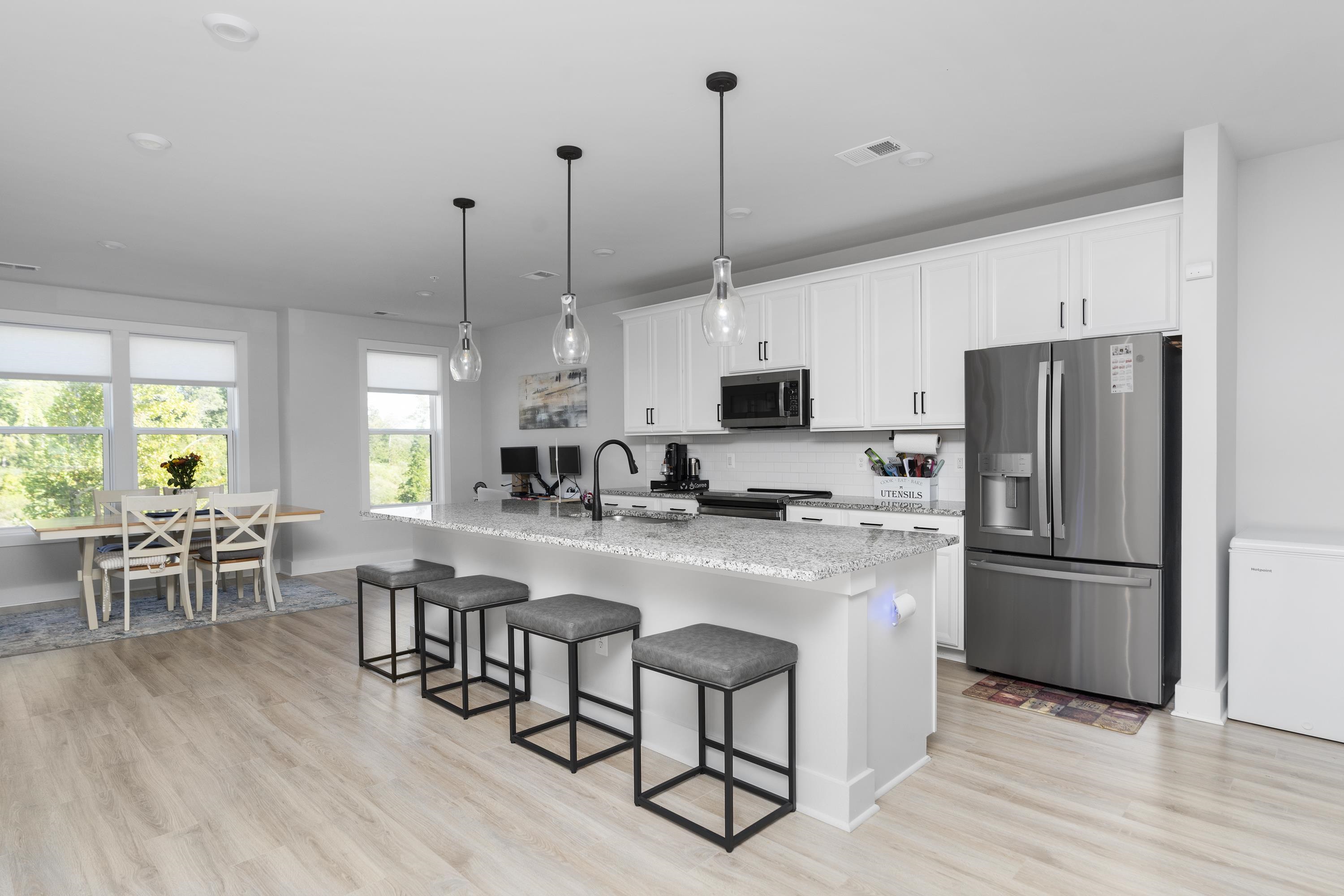 824 Wesley Ln, Charlottesville, VA 22911 — photo 5