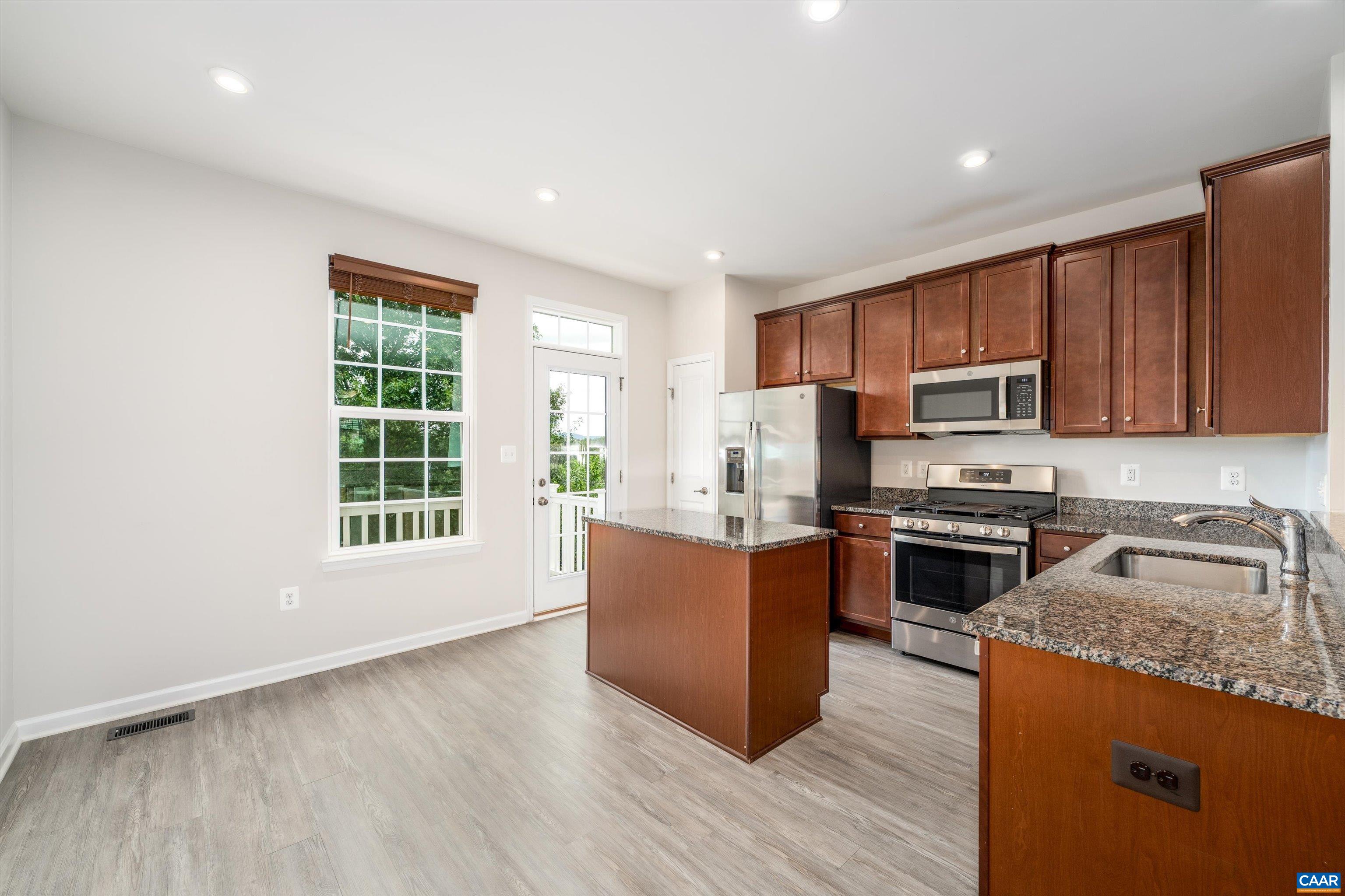 2089 Elm Tree Ct, Charlottesville, VA 22911 — photo 6