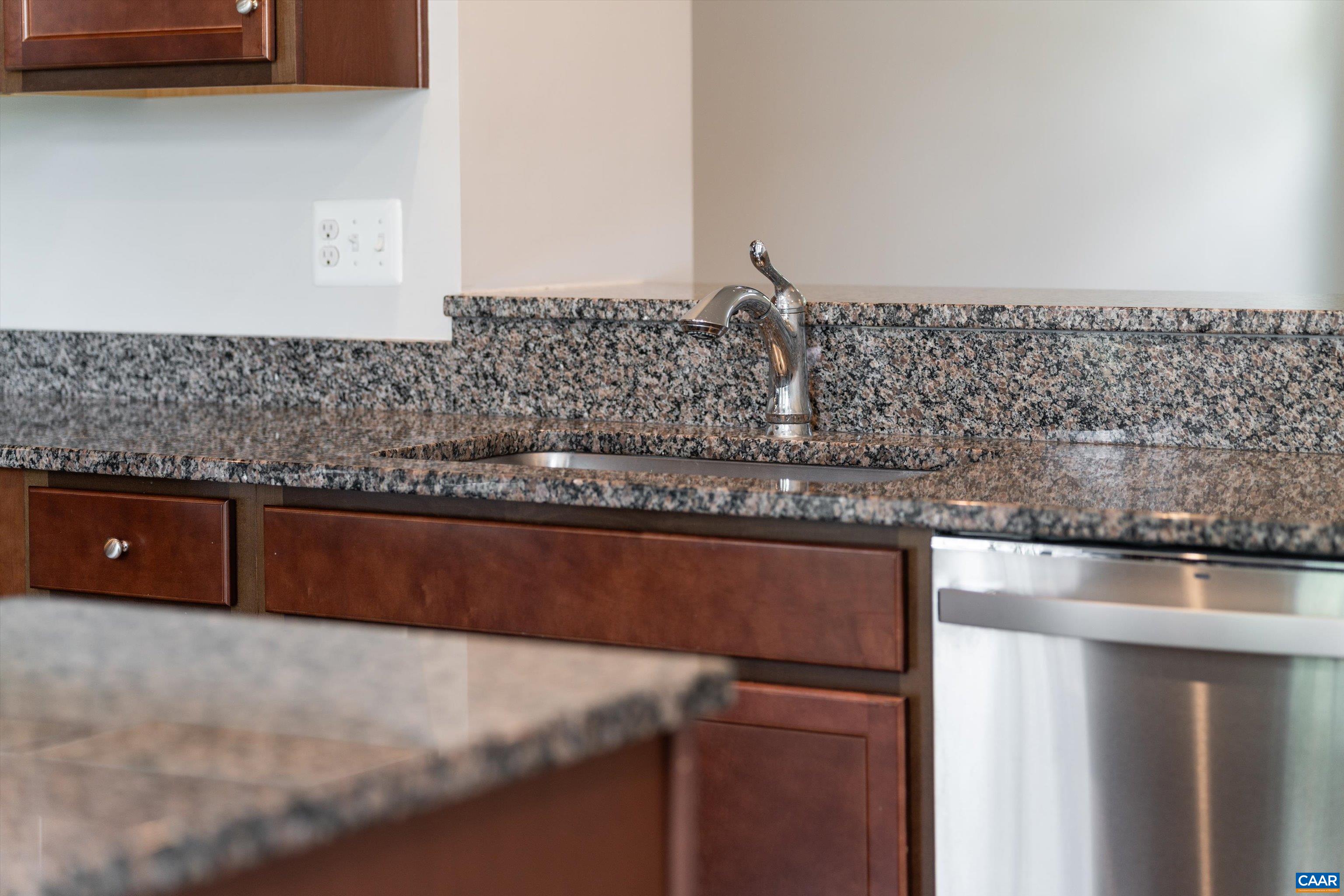 2089 Elm Tree Ct, Charlottesville, VA 22911 — photo 9