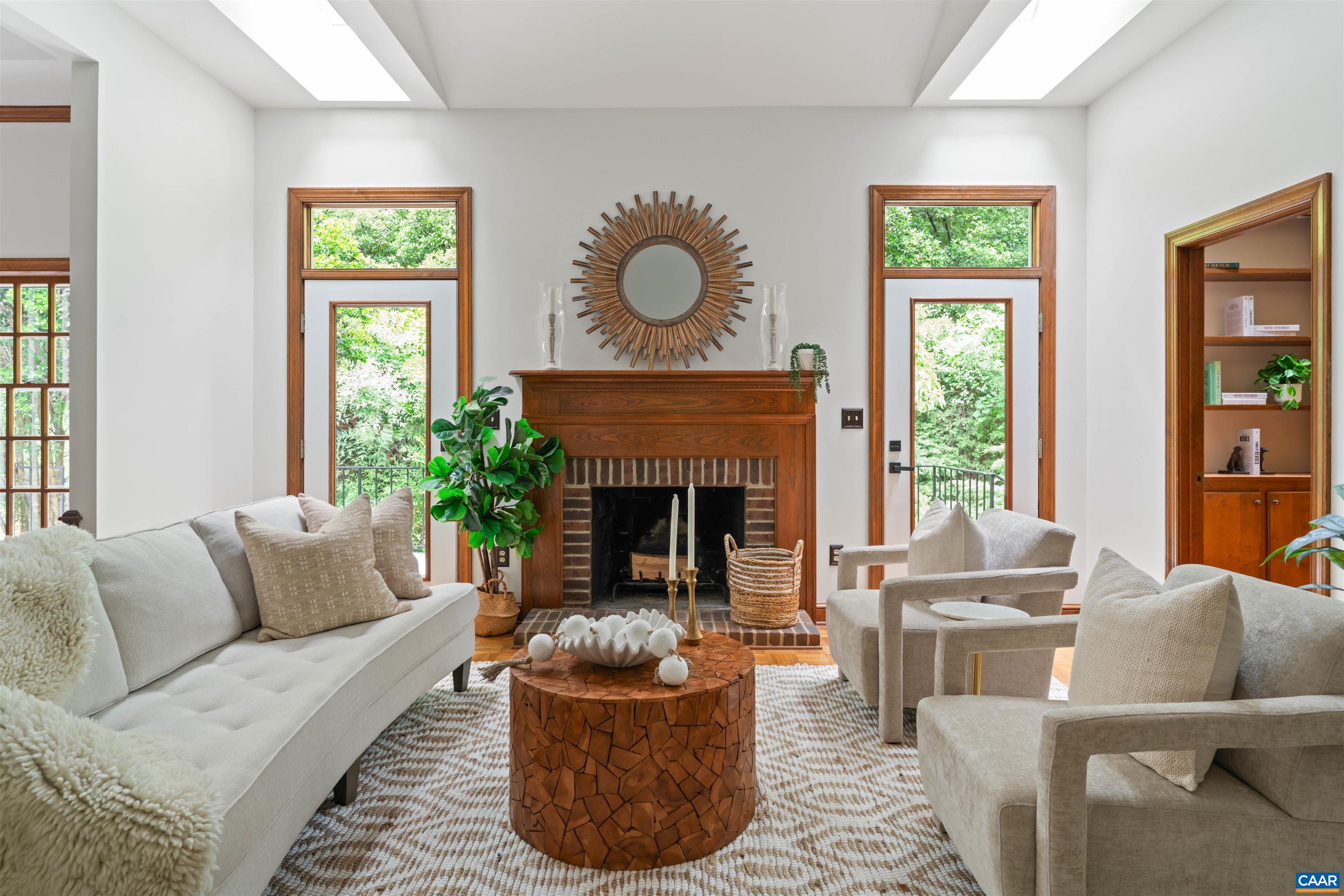 715 Tanglewood Rd, Charlottesville, VA 22901 — photo 7