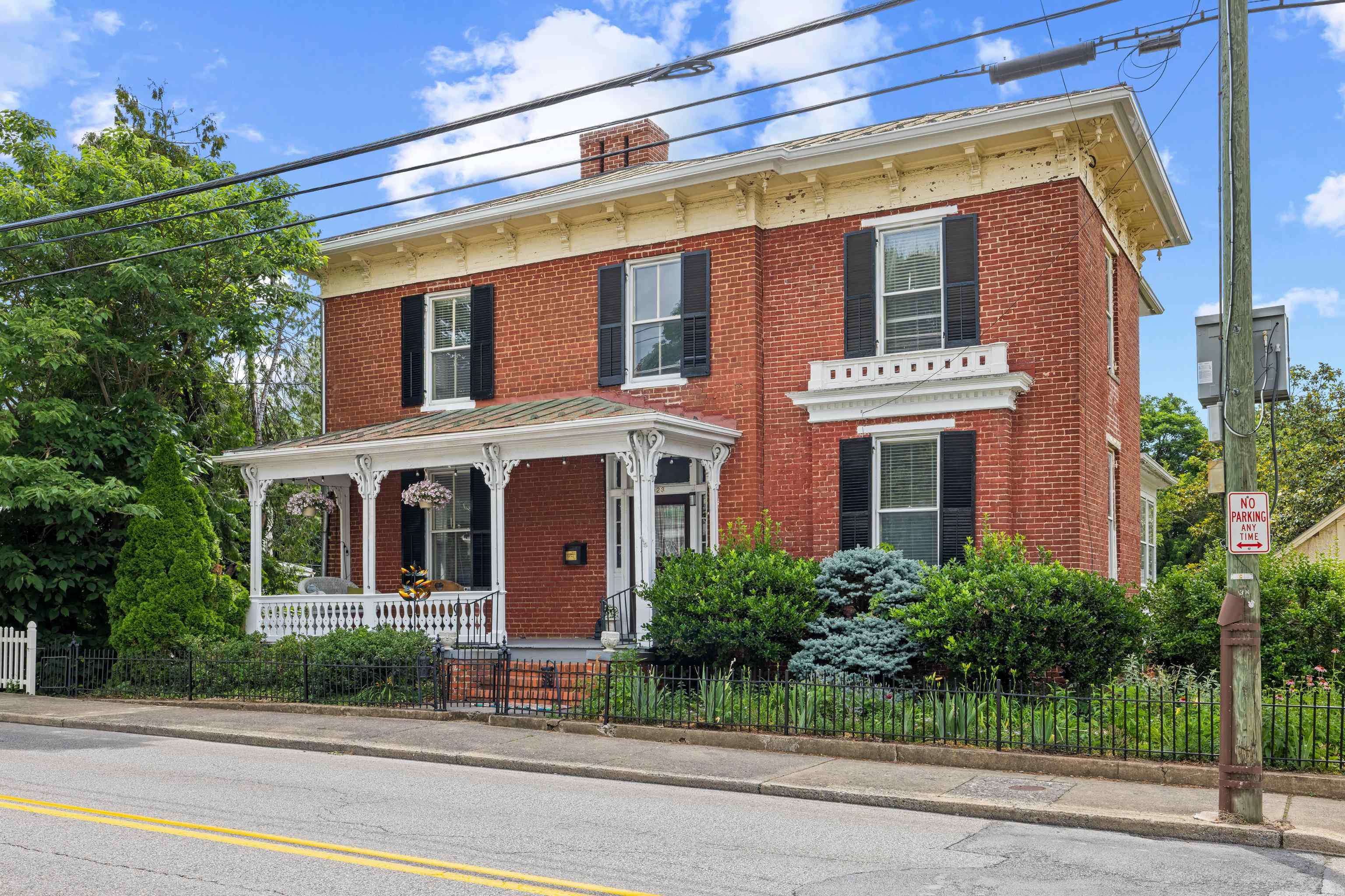 923 N Augusta St, Staunton, VA 24401 — photo 3